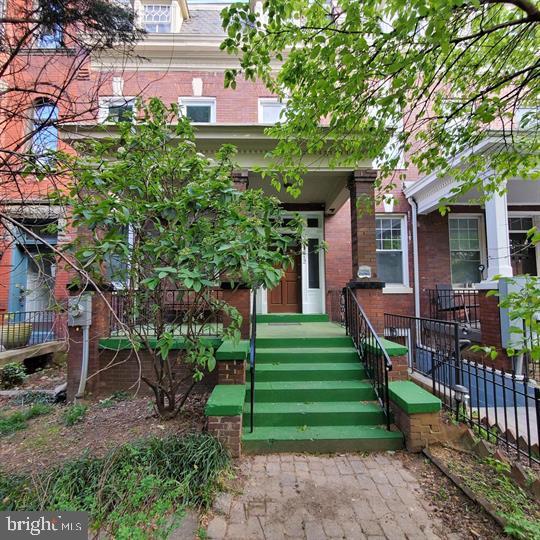 1212 PARK RD NW, WASHINGTON, District Of Columbia 20010, 4 Bedrooms Bedrooms, ,3 BathroomsBathrooms,Residential,For sale,1212 PARK RD NW,DCDC2205266 MLS # DCDC2205266