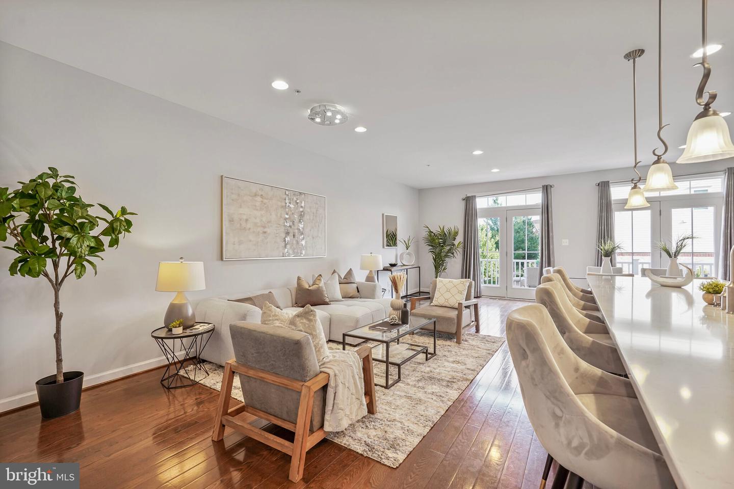 44713 PLYMPTON SQ, ASHBURN, Virginia 20147, 5 Bedrooms Bedrooms, 9 Rooms Rooms,4 BathroomsBathrooms,Residential,For sale,44713 PLYMPTON SQ,VALO2099446 MLS # VALO2099446