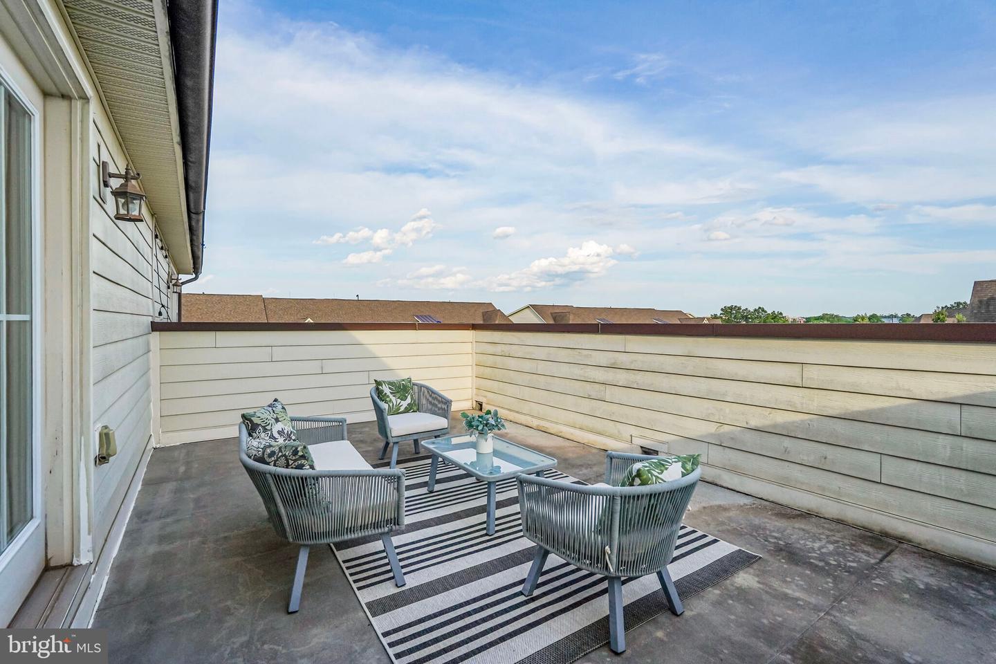 44713 PLYMPTON SQ, ASHBURN, Virginia 20147, 5 Bedrooms Bedrooms, 9 Rooms Rooms,4 BathroomsBathrooms,Residential,For sale,44713 PLYMPTON SQ,VALO2099446 MLS # VALO2099446