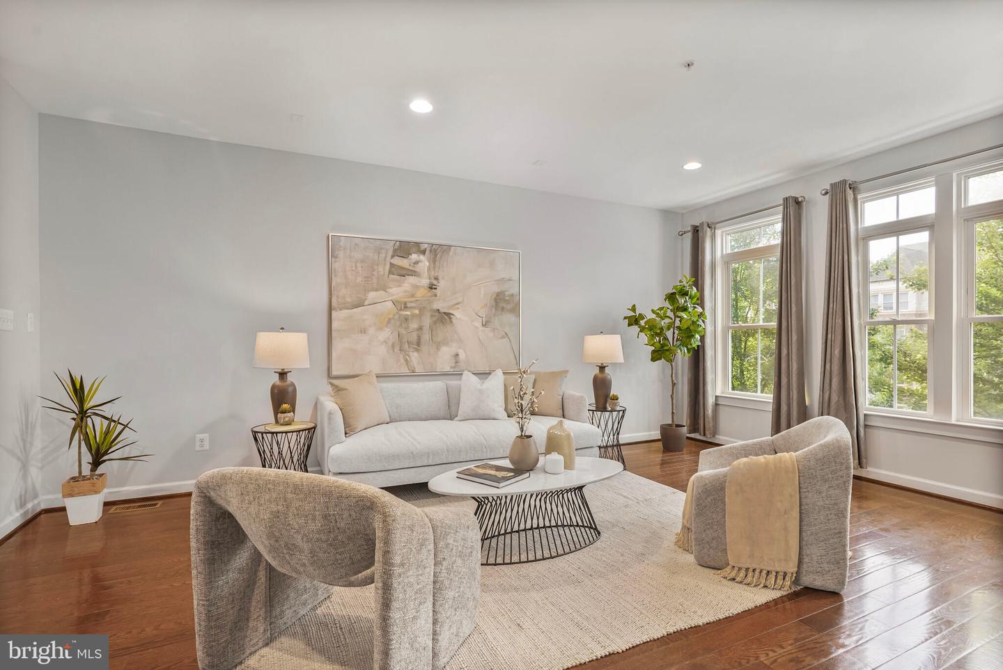 44713 PLYMPTON SQ, ASHBURN, Virginia 20147, 5 Bedrooms Bedrooms, 9 Rooms Rooms,4 BathroomsBathrooms,Residential,For sale,44713 PLYMPTON SQ,VALO2099446 MLS # VALO2099446