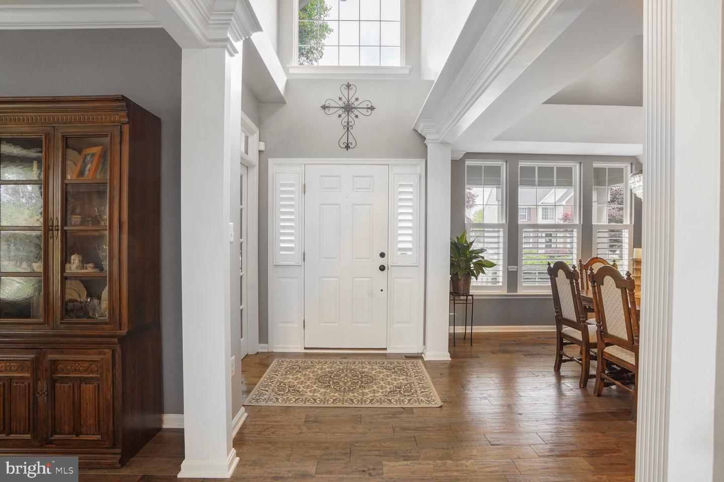 14401 CHALFONT DR, HAYMARKET, Virginia 20169, 5 Bedrooms Bedrooms, ,3 BathroomsBathrooms,Residential,For sale,14401 CHALFONT DR,VAPW2097040 MLS # VAPW2097040