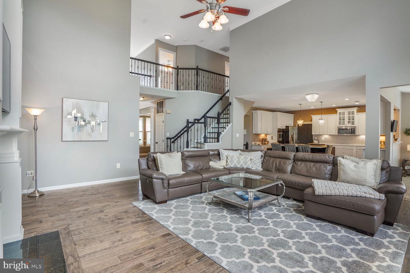 14401 CHALFONT DR, HAYMARKET, Virginia 20169, 5 Bedrooms Bedrooms, ,3 BathroomsBathrooms,Residential,For sale,14401 CHALFONT DR,VAPW2097040 MLS # VAPW2097040