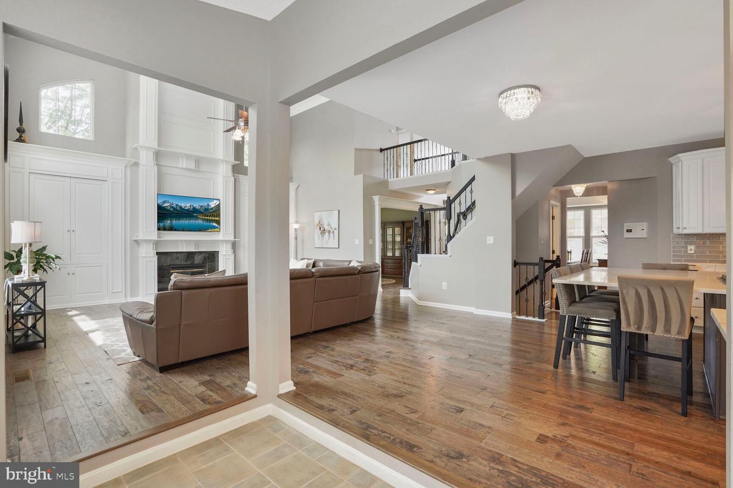 14401 CHALFONT DR, HAYMARKET, Virginia 20169, 5 Bedrooms Bedrooms, ,3 BathroomsBathrooms,Residential,For sale,14401 CHALFONT DR,VAPW2097040 MLS # VAPW2097040