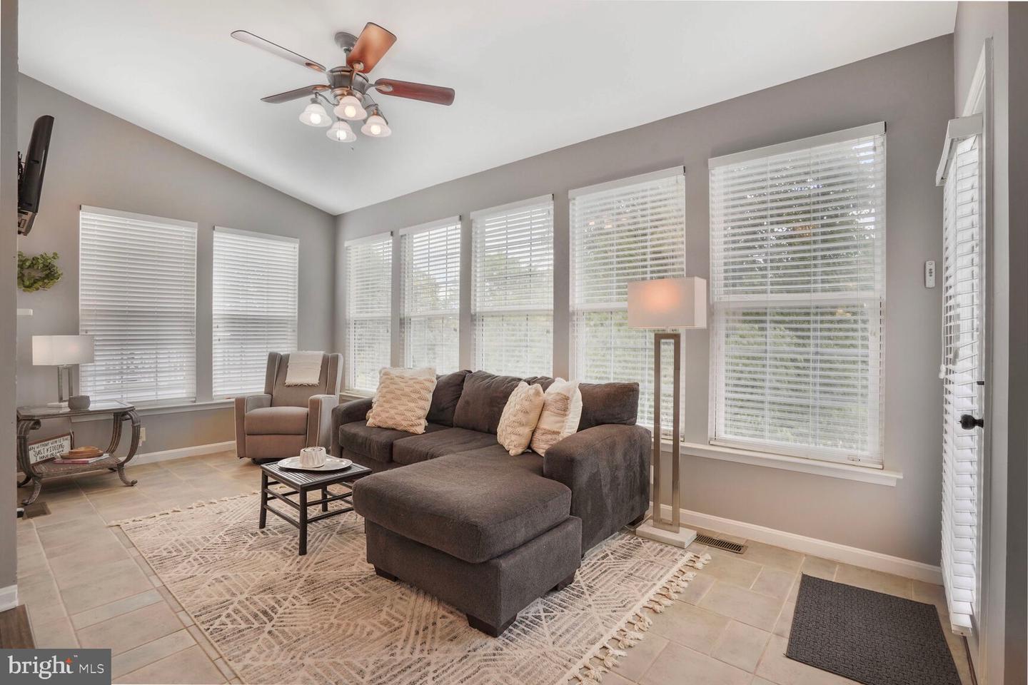 14401 CHALFONT DR, HAYMARKET, Virginia 20169, 5 Bedrooms Bedrooms, ,3 BathroomsBathrooms,Residential,For sale,14401 CHALFONT DR,VAPW2097040 MLS # VAPW2097040
