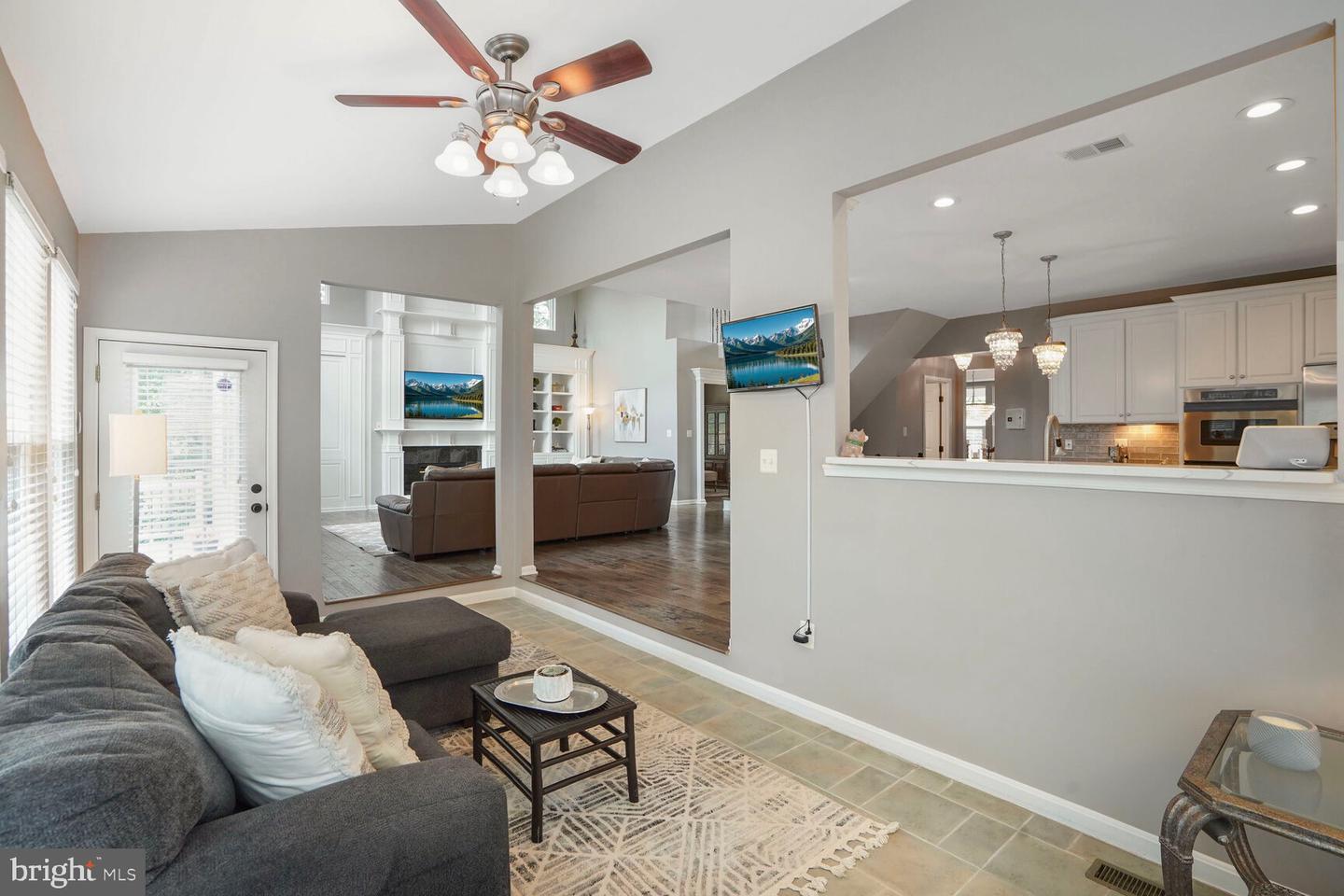 14401 CHALFONT DR, HAYMARKET, Virginia 20169, 5 Bedrooms Bedrooms, ,3 BathroomsBathrooms,Residential,For sale,14401 CHALFONT DR,VAPW2097040 MLS # VAPW2097040