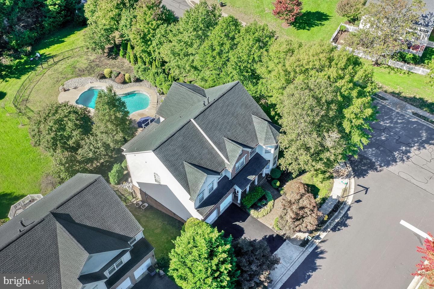 14401 CHALFONT DR, HAYMARKET, Virginia 20169, 5 Bedrooms Bedrooms, ,3 BathroomsBathrooms,Residential,For sale,14401 CHALFONT DR,VAPW2097040 MLS # VAPW2097040