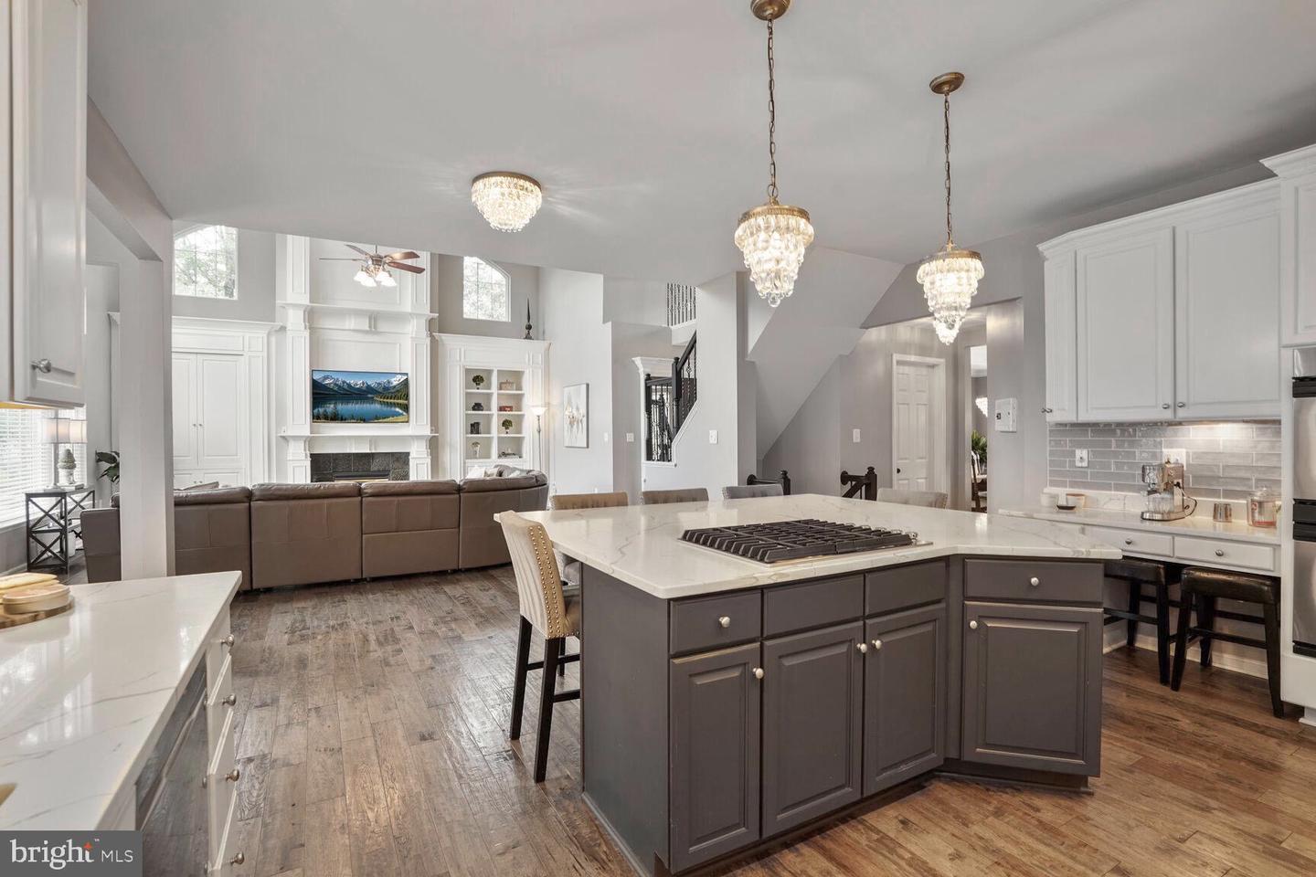 14401 CHALFONT DR, HAYMARKET, Virginia 20169, 5 Bedrooms Bedrooms, ,3 BathroomsBathrooms,Residential,For sale,14401 CHALFONT DR,VAPW2097040 MLS # VAPW2097040