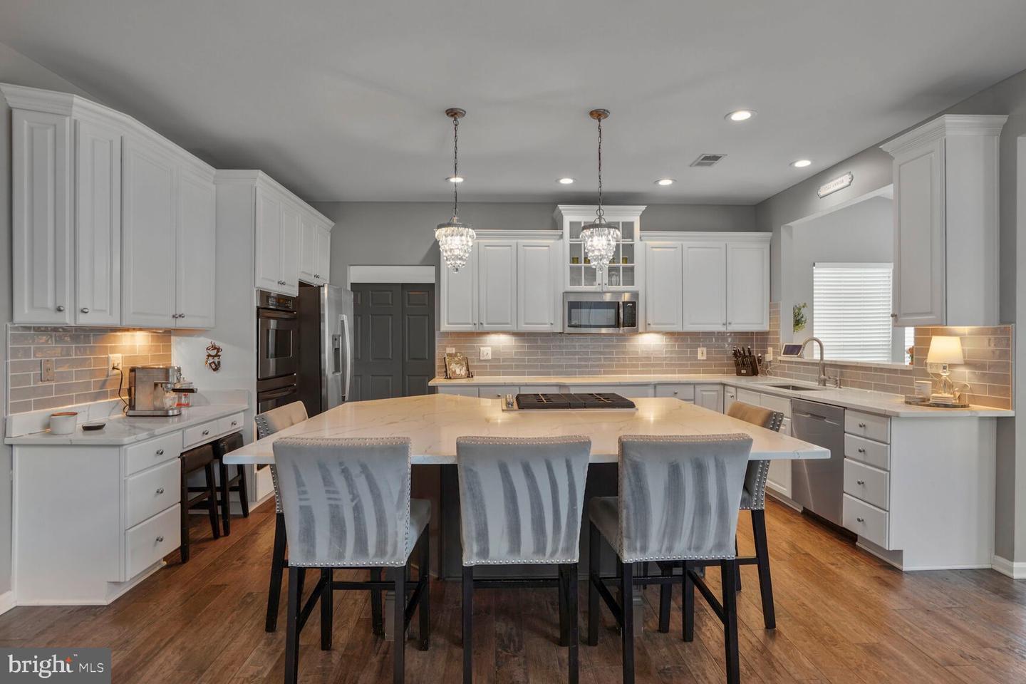 14401 CHALFONT DR, HAYMARKET, Virginia 20169, 5 Bedrooms Bedrooms, ,3 BathroomsBathrooms,Residential,For sale,14401 CHALFONT DR,VAPW2097040 MLS # VAPW2097040