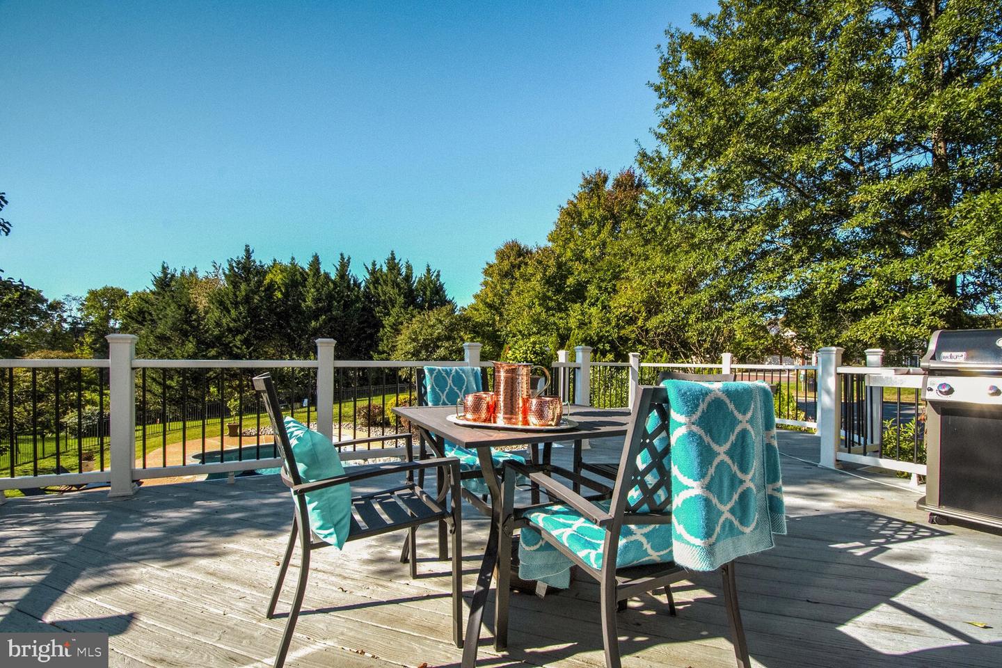 14401 CHALFONT DR, HAYMARKET, Virginia 20169, 5 Bedrooms Bedrooms, ,3 BathroomsBathrooms,Residential,For sale,14401 CHALFONT DR,VAPW2097040 MLS # VAPW2097040