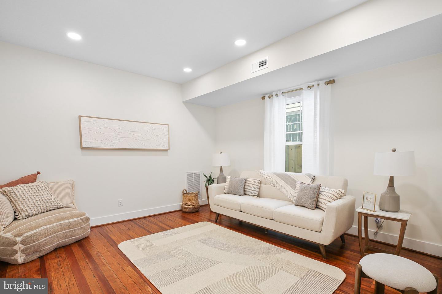 1606 CHARLES ST, FREDERICKSBURG, Virginia 22401, 3 Bedrooms Bedrooms, ,2 BathroomsBathrooms,Residential,For sale,1606 CHARLES ST,VAFB2008444 MLS # VAFB2008444