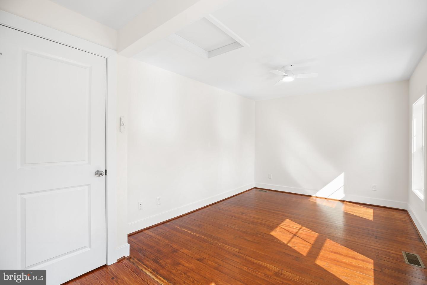 1606 CHARLES ST, FREDERICKSBURG, Virginia 22401, 3 Bedrooms Bedrooms, ,2 BathroomsBathrooms,Residential,For sale,1606 CHARLES ST,VAFB2008444 MLS # VAFB2008444