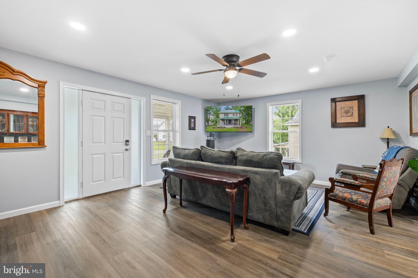 8560 OPAL RD, WARRENTON, Virginia 20186, 3 Bedrooms Bedrooms, ,2 BathroomsBathrooms,Residential,For sale,8560 OPAL RD,VAFQ2017120 MLS # VAFQ2017120