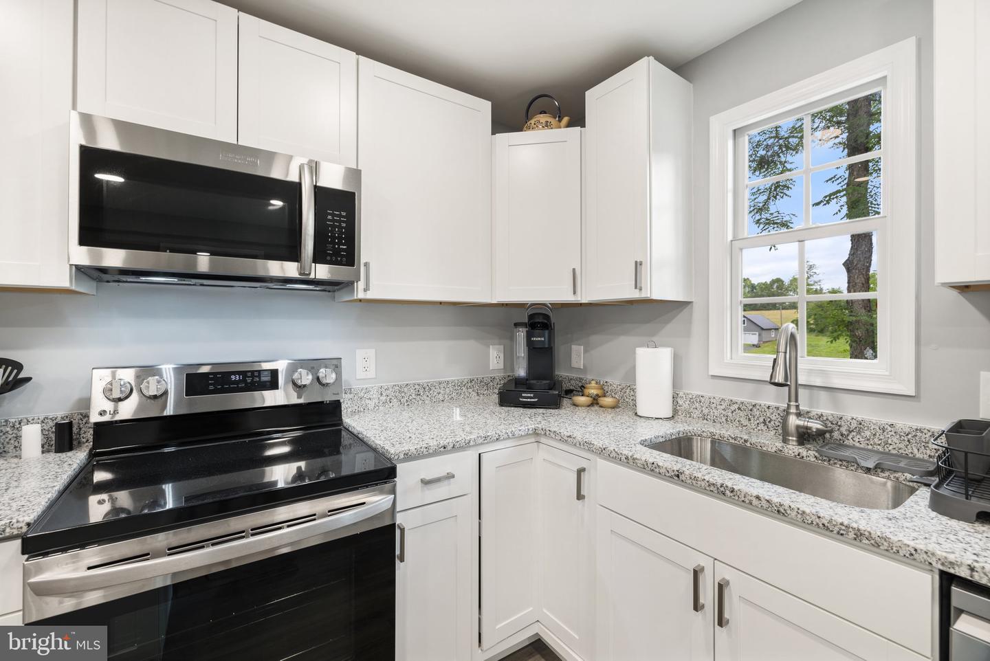8560 OPAL RD, WARRENTON, Virginia 20186, 3 Bedrooms Bedrooms, ,2 BathroomsBathrooms,Residential,For sale,8560 OPAL RD,VAFQ2017120 MLS # VAFQ2017120