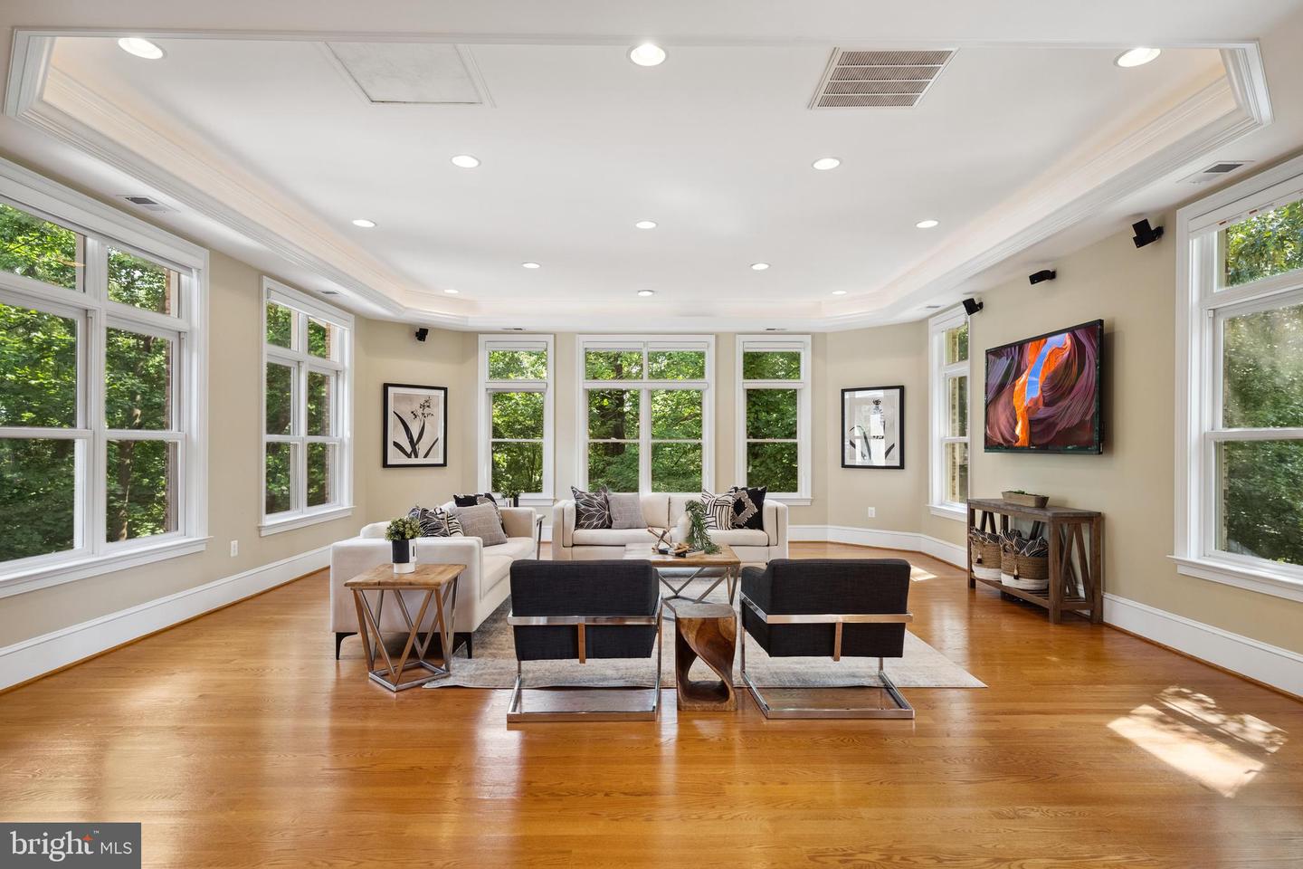 4826 MAURY LN, ALEXANDRIA, Virginia 22304, 5 Bedrooms Bedrooms, ,5 BathroomsBathrooms,Residential,For sale,4826 MAURY LN,VAAX2046778 MLS # VAAX2046778