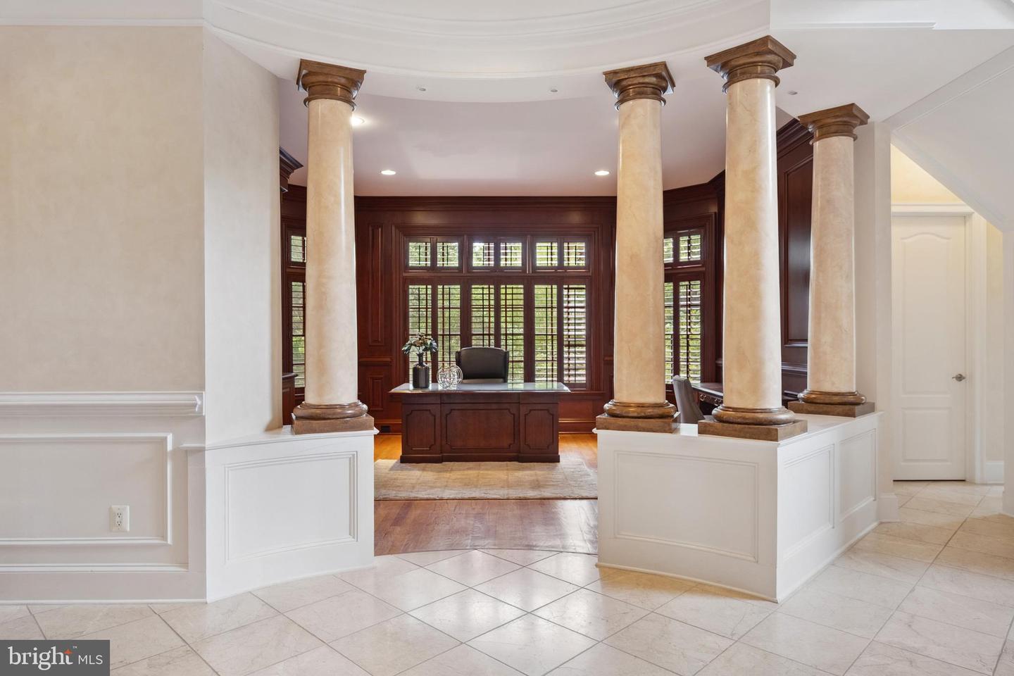 4826 MAURY LN, ALEXANDRIA, Virginia 22304, 5 Bedrooms Bedrooms, ,5 BathroomsBathrooms,Residential,For sale,4826 MAURY LN,VAAX2046778 MLS # VAAX2046778