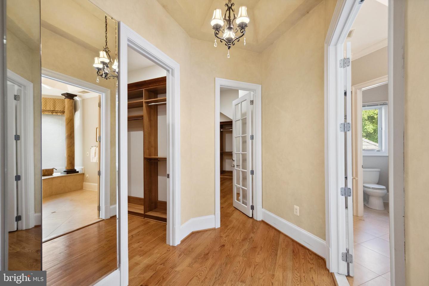 4826 MAURY LN, ALEXANDRIA, Virginia 22304, 5 Bedrooms Bedrooms, ,5 BathroomsBathrooms,Residential,For sale,4826 MAURY LN,VAAX2046778 MLS # VAAX2046778