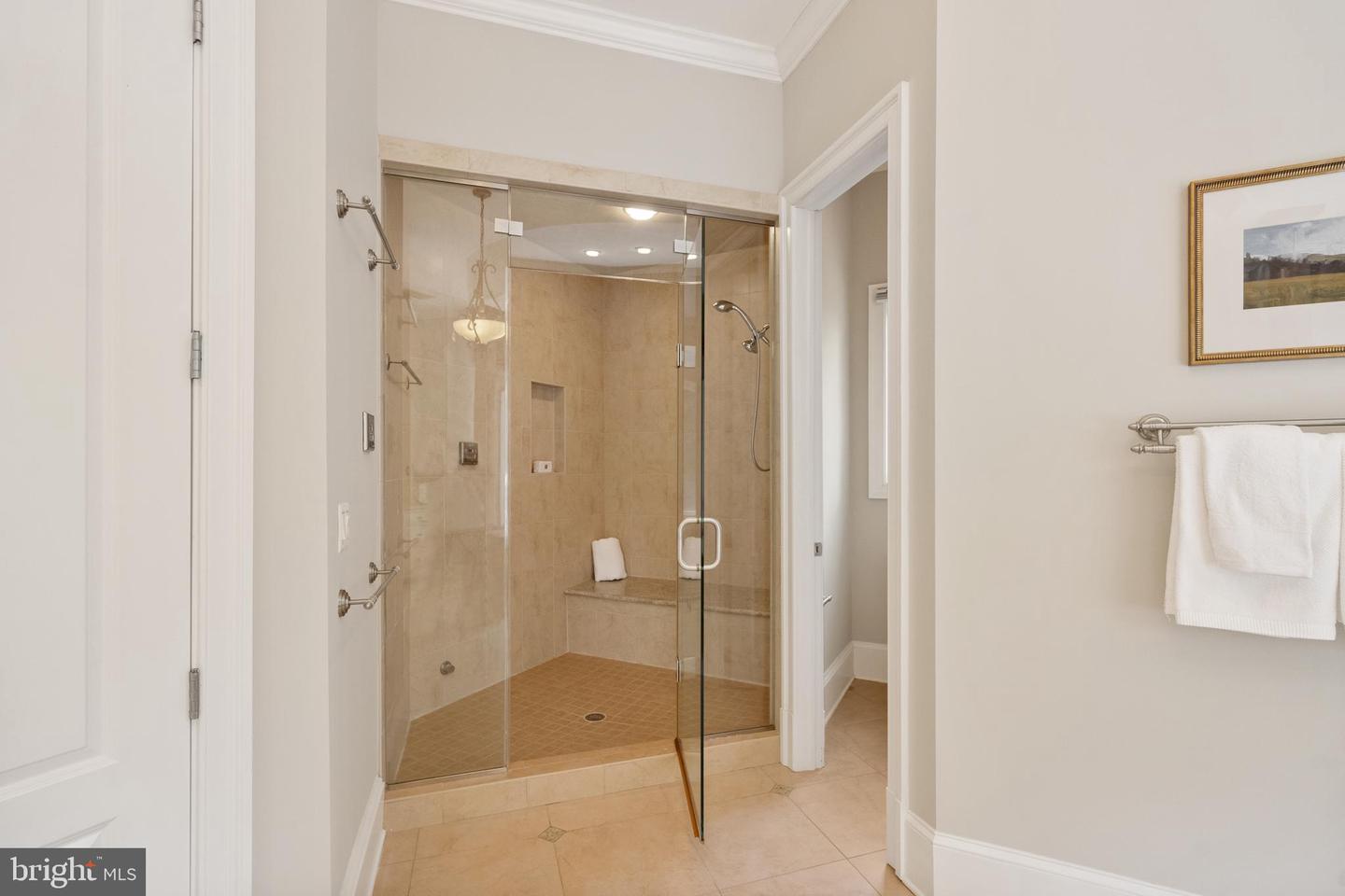 4826 MAURY LN, ALEXANDRIA, Virginia 22304, 5 Bedrooms Bedrooms, ,5 BathroomsBathrooms,Residential,For sale,4826 MAURY LN,VAAX2046778 MLS # VAAX2046778