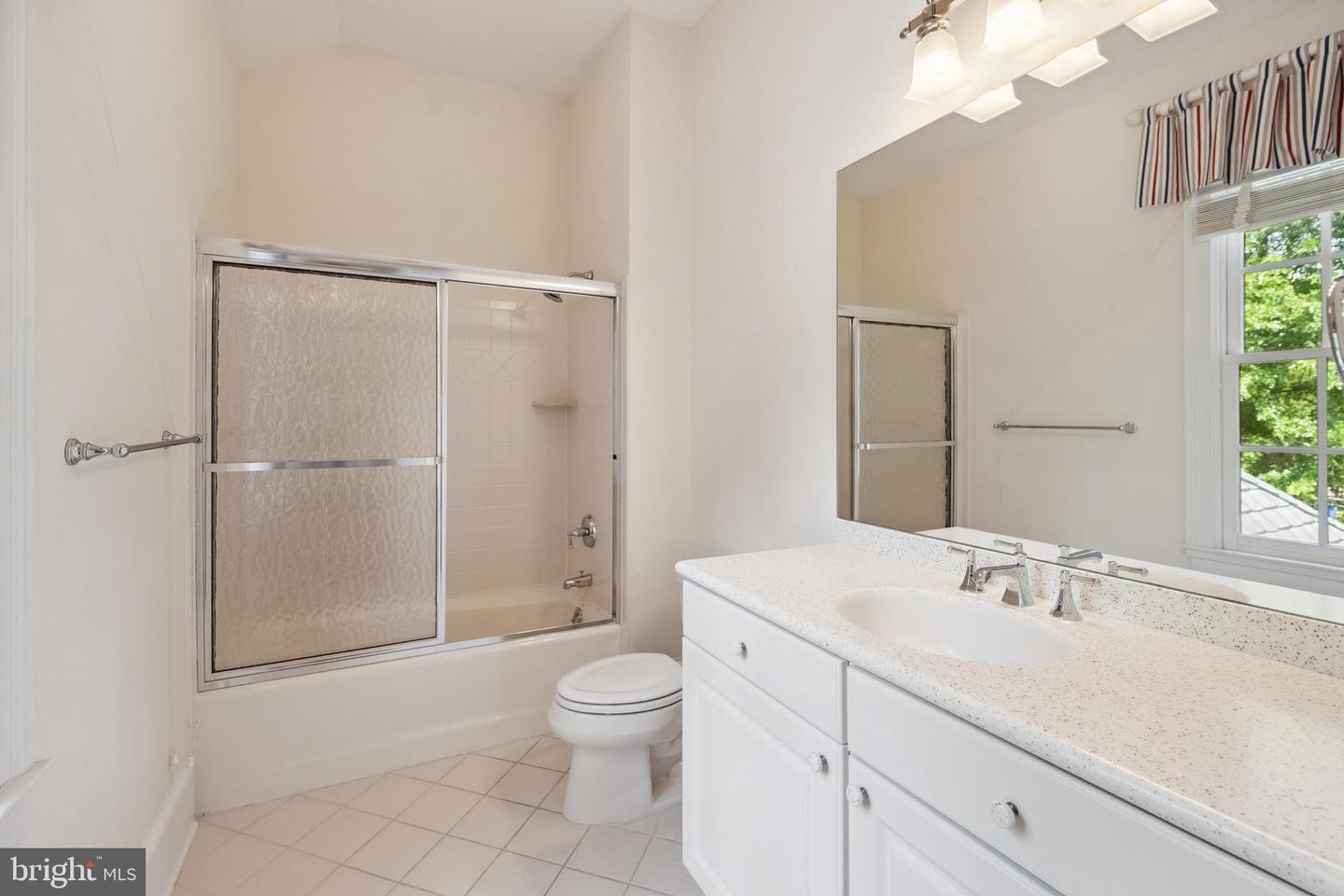 4826 MAURY LN, ALEXANDRIA, Virginia 22304, 5 Bedrooms Bedrooms, ,5 BathroomsBathrooms,Residential,For sale,4826 MAURY LN,VAAX2046778 MLS # VAAX2046778