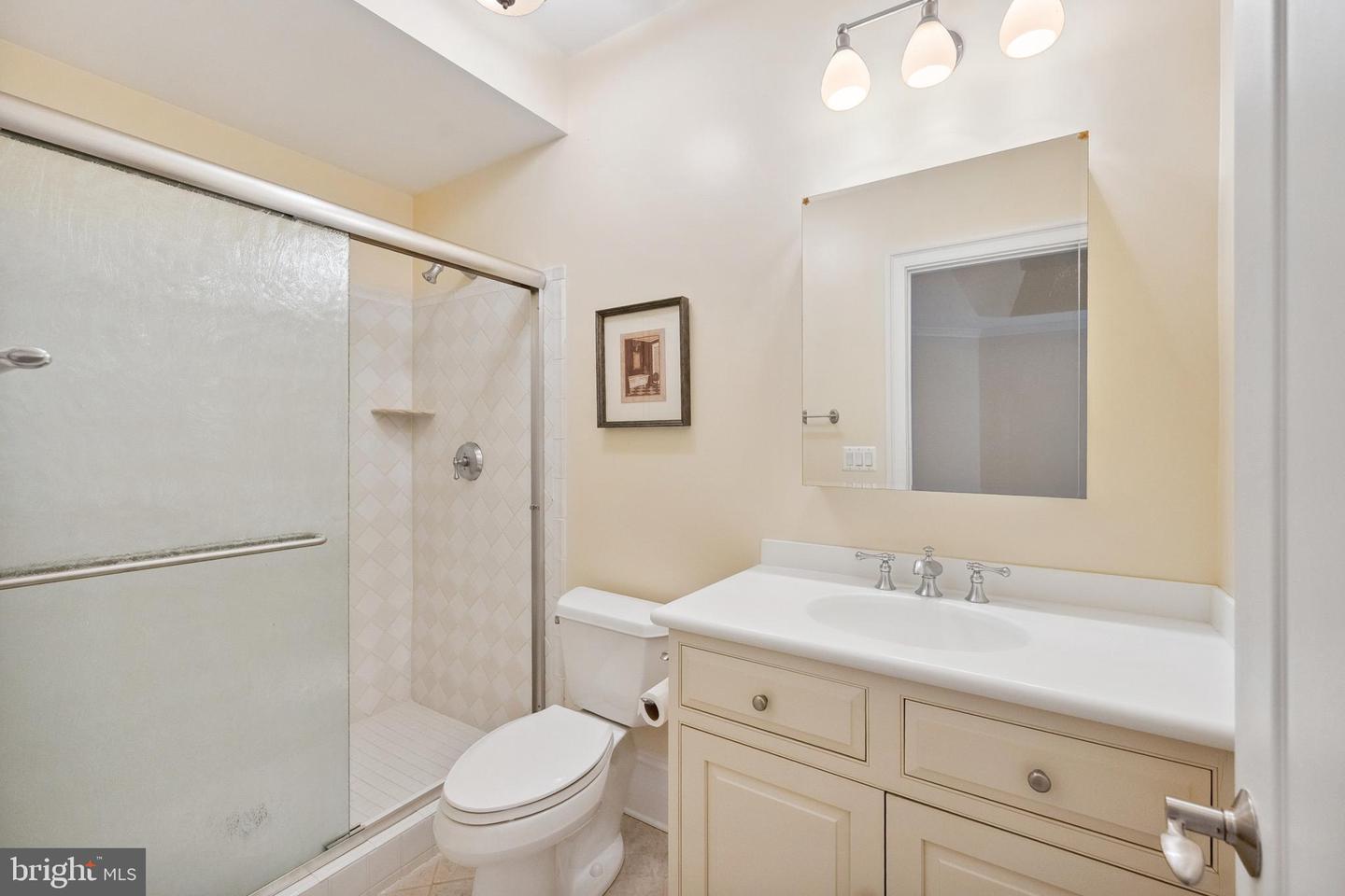 4826 MAURY LN, ALEXANDRIA, Virginia 22304, 5 Bedrooms Bedrooms, ,5 BathroomsBathrooms,Residential,For sale,4826 MAURY LN,VAAX2046778 MLS # VAAX2046778