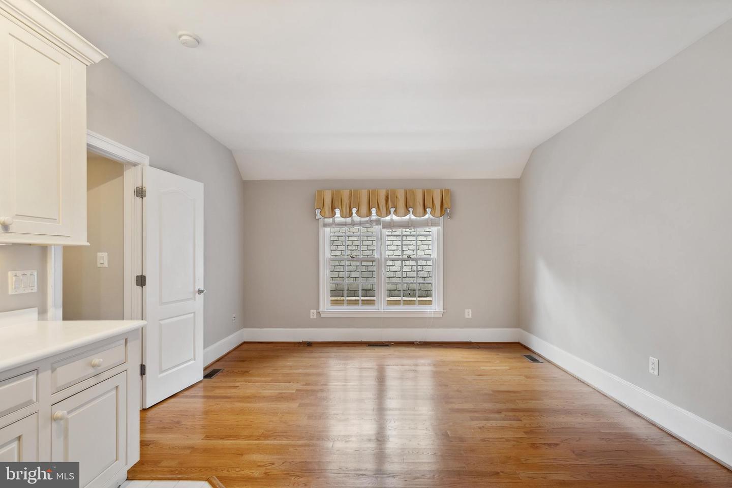 4826 MAURY LN, ALEXANDRIA, Virginia 22304, 5 Bedrooms Bedrooms, ,5 BathroomsBathrooms,Residential,For sale,4826 MAURY LN,VAAX2046778 MLS # VAAX2046778