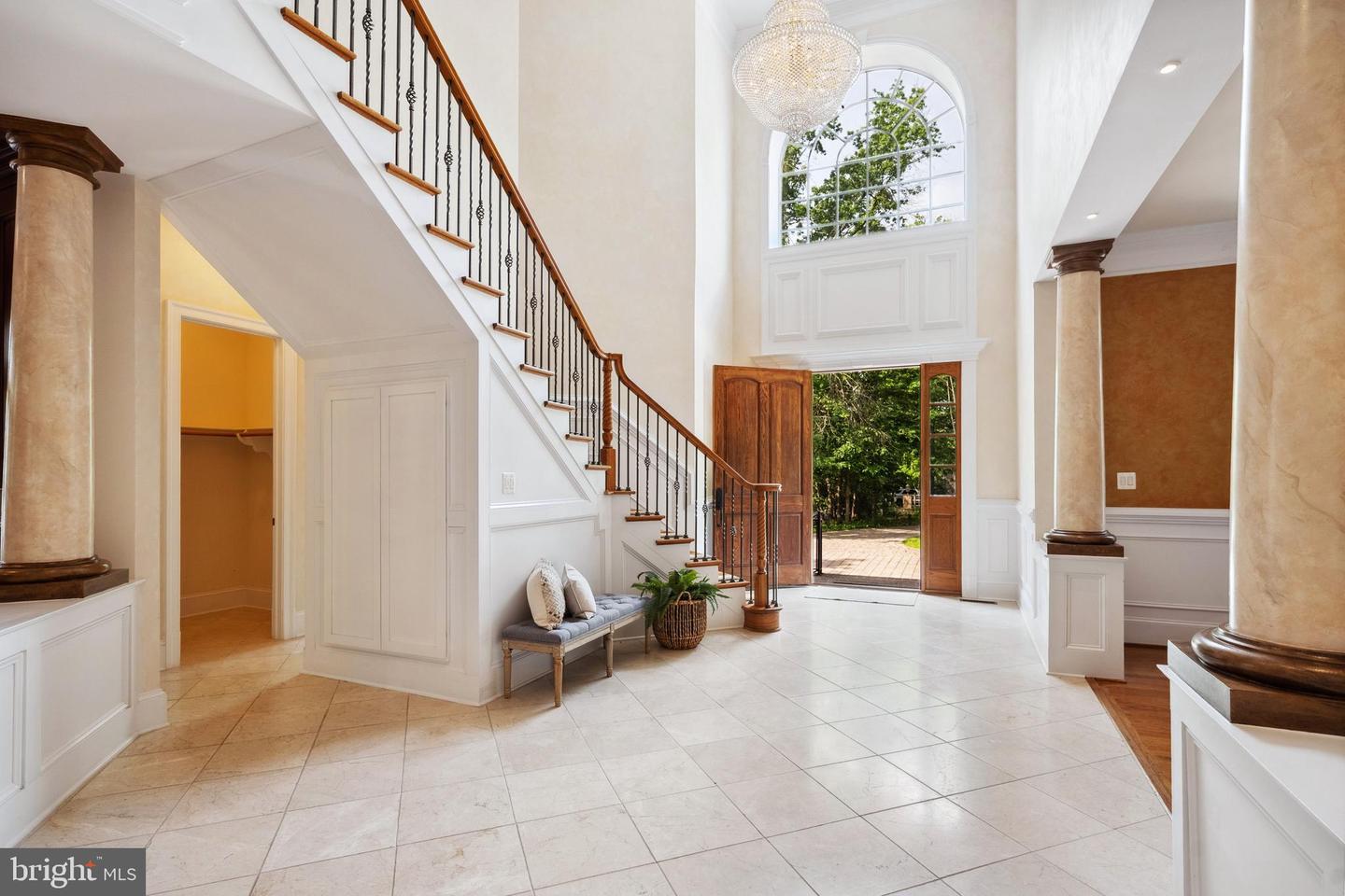 4826 MAURY LN, ALEXANDRIA, Virginia 22304, 5 Bedrooms Bedrooms, ,5 BathroomsBathrooms,Residential,For sale,4826 MAURY LN,VAAX2046778 MLS # VAAX2046778