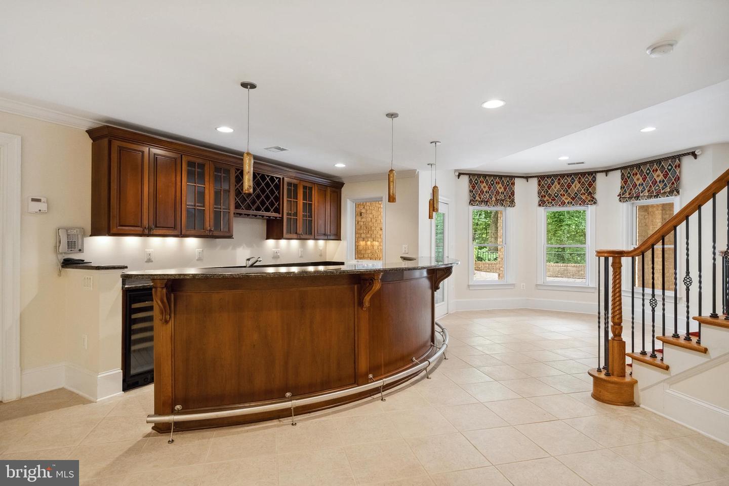 4826 MAURY LN, ALEXANDRIA, Virginia 22304, 5 Bedrooms Bedrooms, ,5 BathroomsBathrooms,Residential,For sale,4826 MAURY LN,VAAX2046778 MLS # VAAX2046778