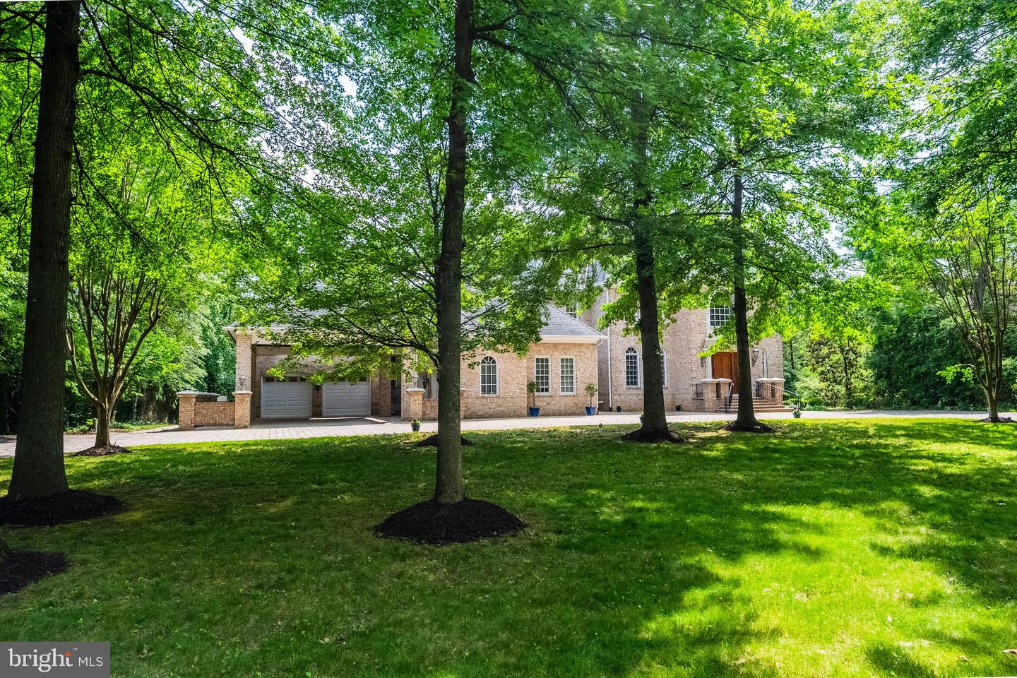 4826 MAURY LN, ALEXANDRIA, Virginia 22304, 5 Bedrooms Bedrooms, ,5 BathroomsBathrooms,Residential,For sale,4826 MAURY LN,VAAX2046778 MLS # VAAX2046778