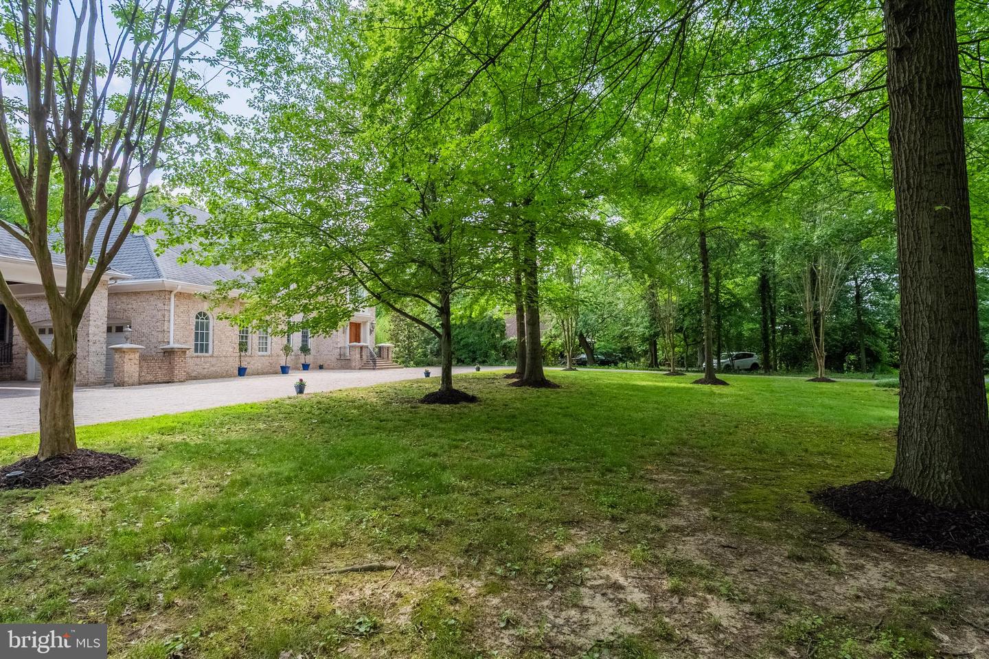 4826 MAURY LN, ALEXANDRIA, Virginia 22304, 5 Bedrooms Bedrooms, ,5 BathroomsBathrooms,Residential,For sale,4826 MAURY LN,VAAX2046778 MLS # VAAX2046778