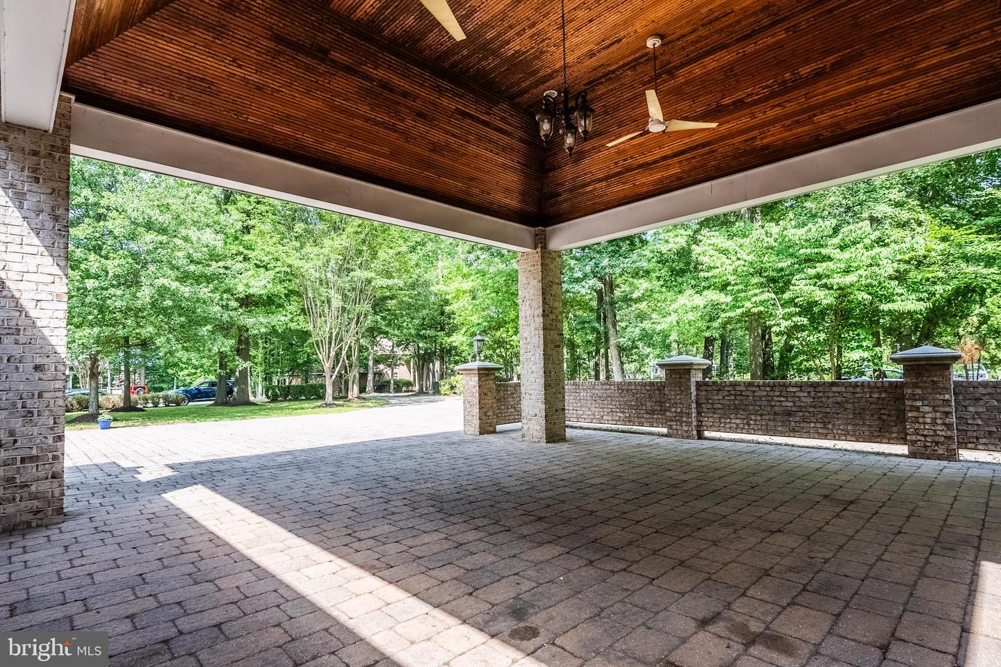 4826 MAURY LN, ALEXANDRIA, Virginia 22304, 5 Bedrooms Bedrooms, ,5 BathroomsBathrooms,Residential,For sale,4826 MAURY LN,VAAX2046778 MLS # VAAX2046778