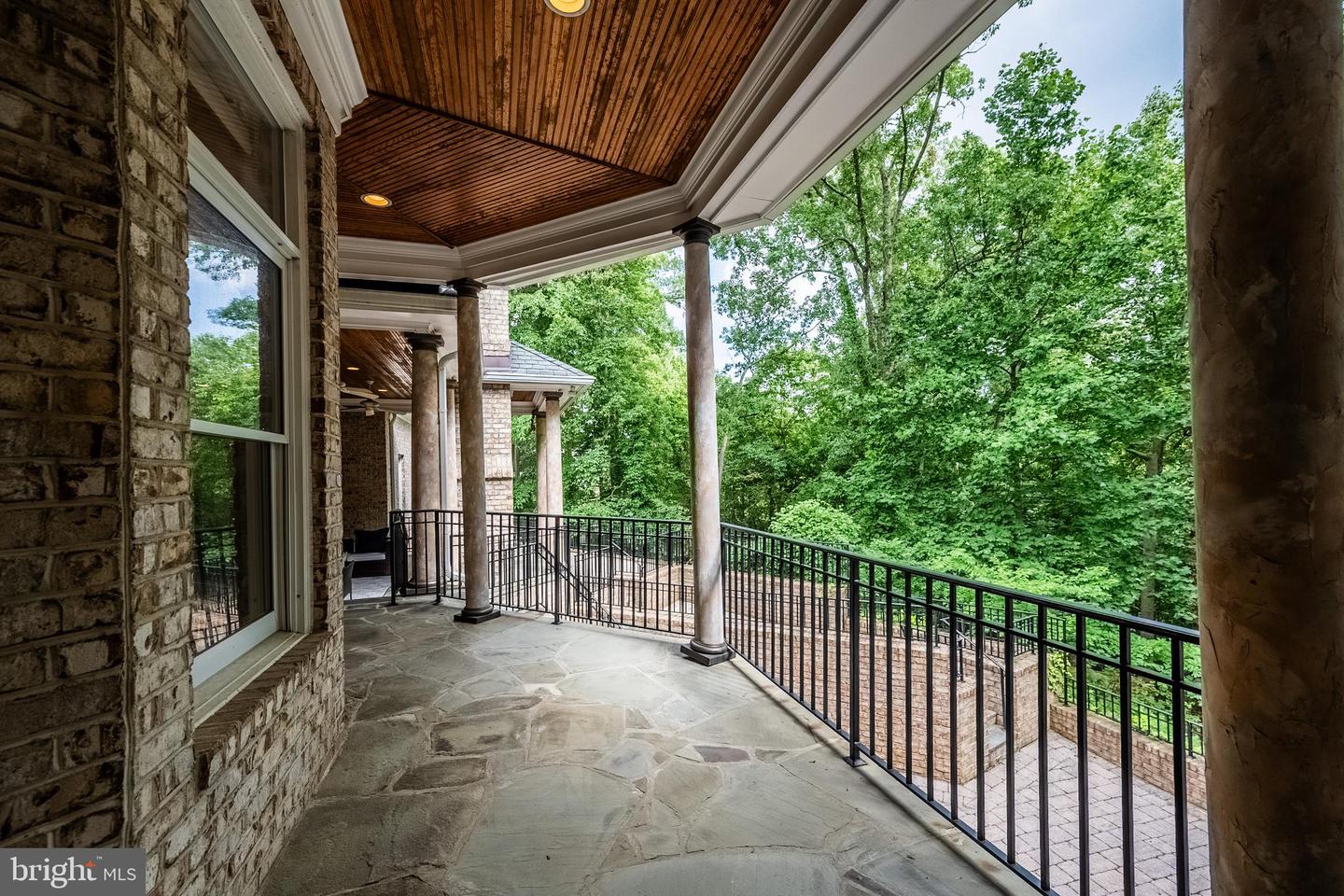 4826 MAURY LN, ALEXANDRIA, Virginia 22304, 5 Bedrooms Bedrooms, ,5 BathroomsBathrooms,Residential,For sale,4826 MAURY LN,VAAX2046778 MLS # VAAX2046778