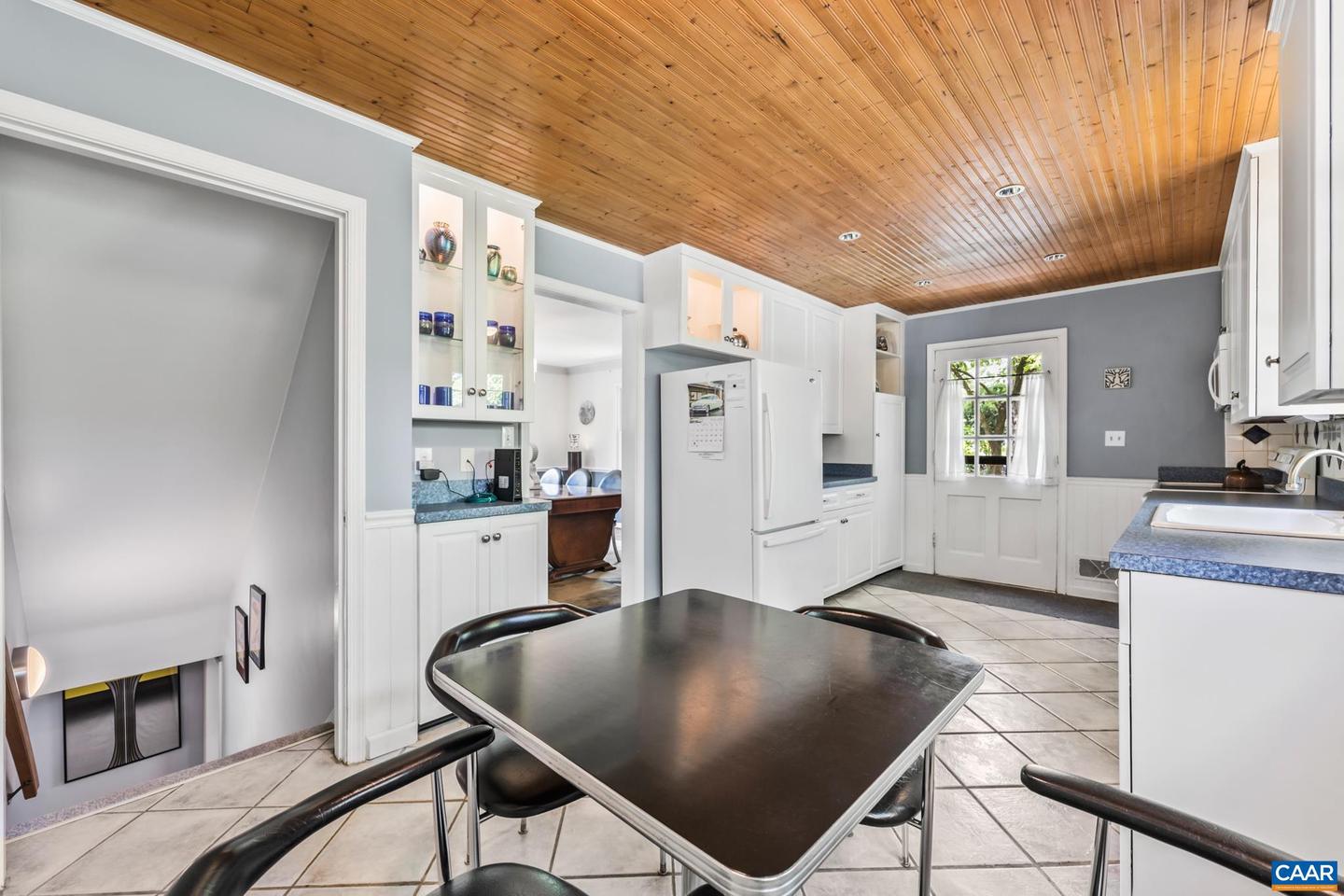 2402 BENNINGTON RD, CHARLOTTESVILLE, Virginia 22901, 4 Bedrooms Bedrooms, ,2 BathroomsBathrooms,Residential,For sale,2402 BENNINGTON RD,665942 MLS # 665942