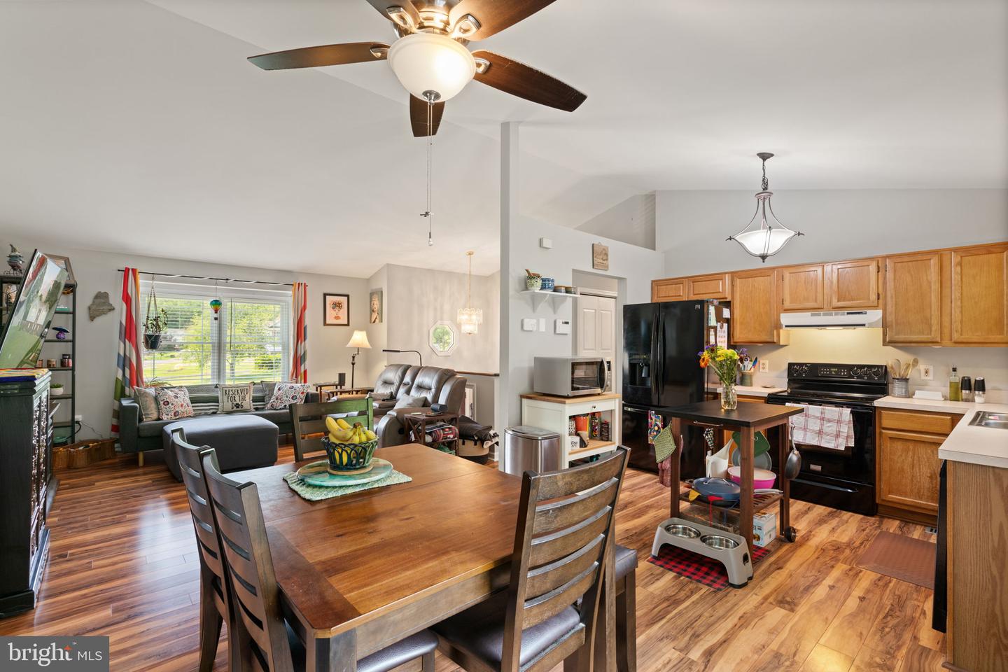 10407 SKINNER HILL DR, FREDERICKSBURG, Virginia 22408, 4 Bedrooms Bedrooms, ,2 BathroomsBathrooms,Residential,For sale,10407 SKINNER HILL DR,VASP2034140 MLS # VASP2034140