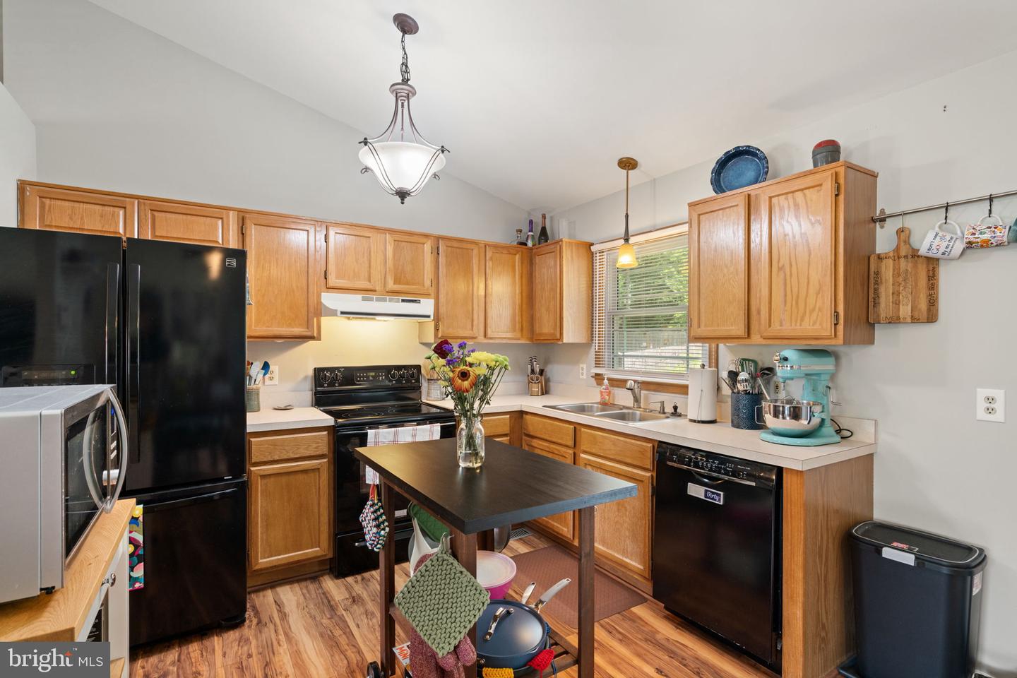 10407 SKINNER HILL DR, FREDERICKSBURG, Virginia 22408, 4 Bedrooms Bedrooms, ,2 BathroomsBathrooms,Residential,For sale,10407 SKINNER HILL DR,VASP2034140 MLS # VASP2034140