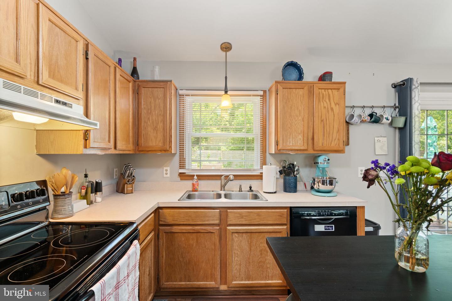 10407 SKINNER HILL DR, FREDERICKSBURG, Virginia 22408, 4 Bedrooms Bedrooms, ,2 BathroomsBathrooms,Residential,For sale,10407 SKINNER HILL DR,VASP2034140 MLS # VASP2034140