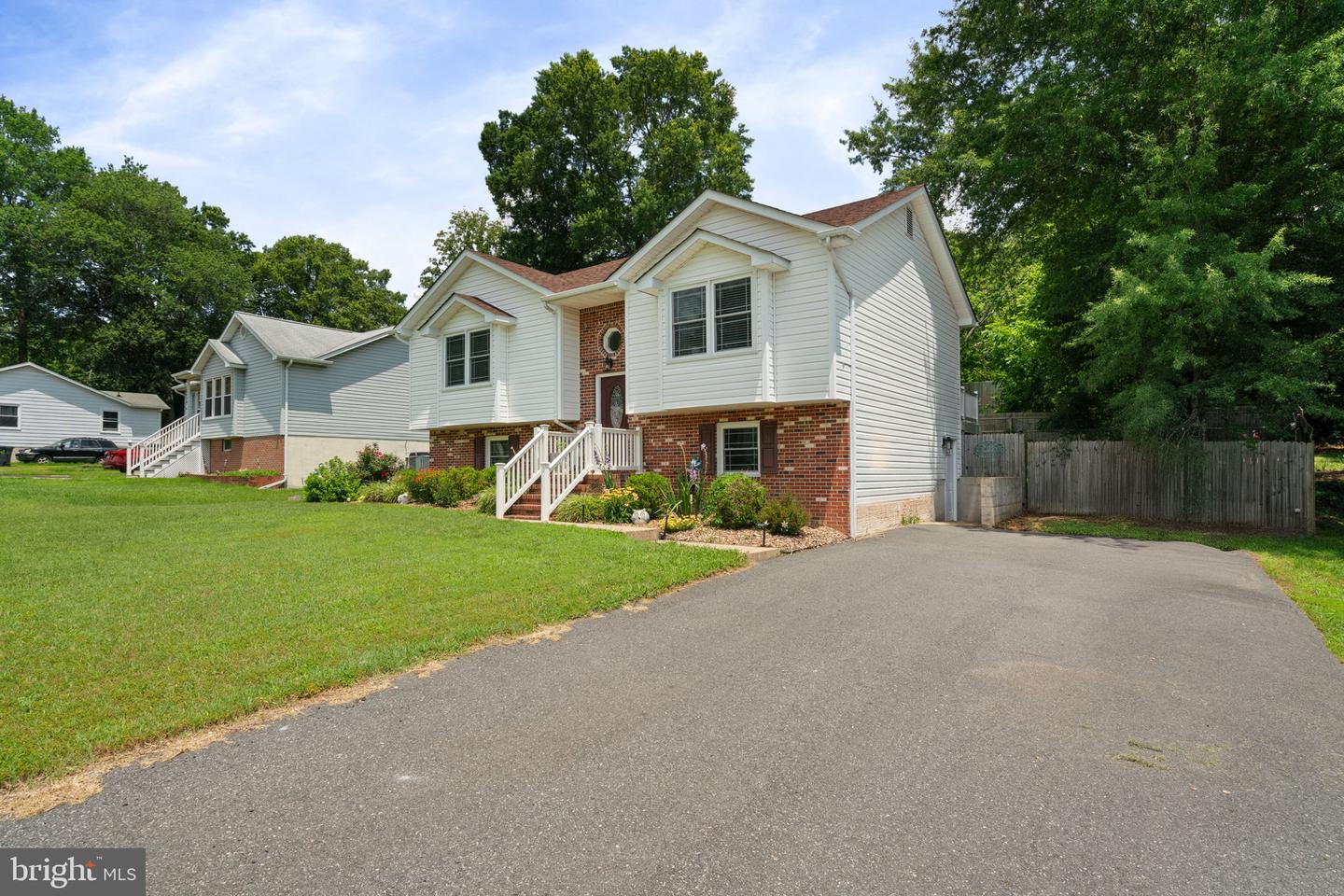10407 SKINNER HILL DR, FREDERICKSBURG, Virginia 22408, 4 Bedrooms Bedrooms, ,2 BathroomsBathrooms,Residential,For sale,10407 SKINNER HILL DR,VASP2034140 MLS # VASP2034140