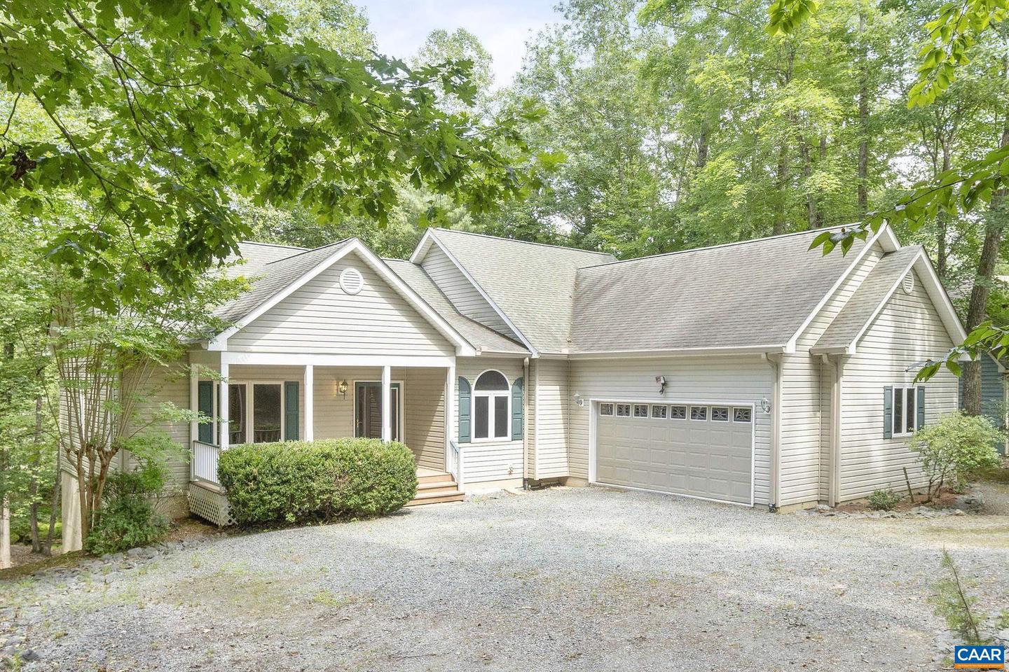 6 PUTT CIR, PALMYRA, Virginia 22963, 3 Bedrooms Bedrooms, ,3 BathroomsBathrooms,Residential,For sale,6 PUTT CIR,666016 MLS # 666016