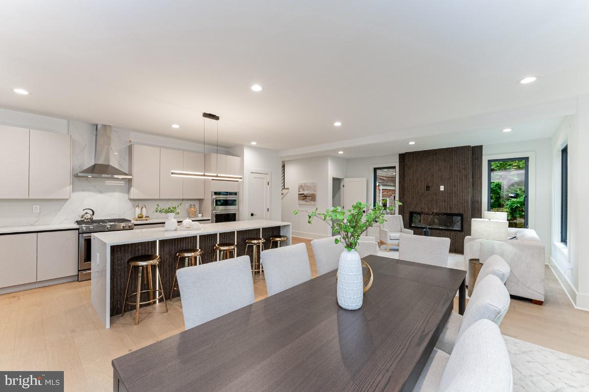 2100 S NELSON ST, ARLINGTON, Virginia 22204, 5 Bedrooms Bedrooms, ,4 BathroomsBathrooms,Residential,For sale,2100 S NELSON ST,VAAR2059698 MLS # VAAR2059698