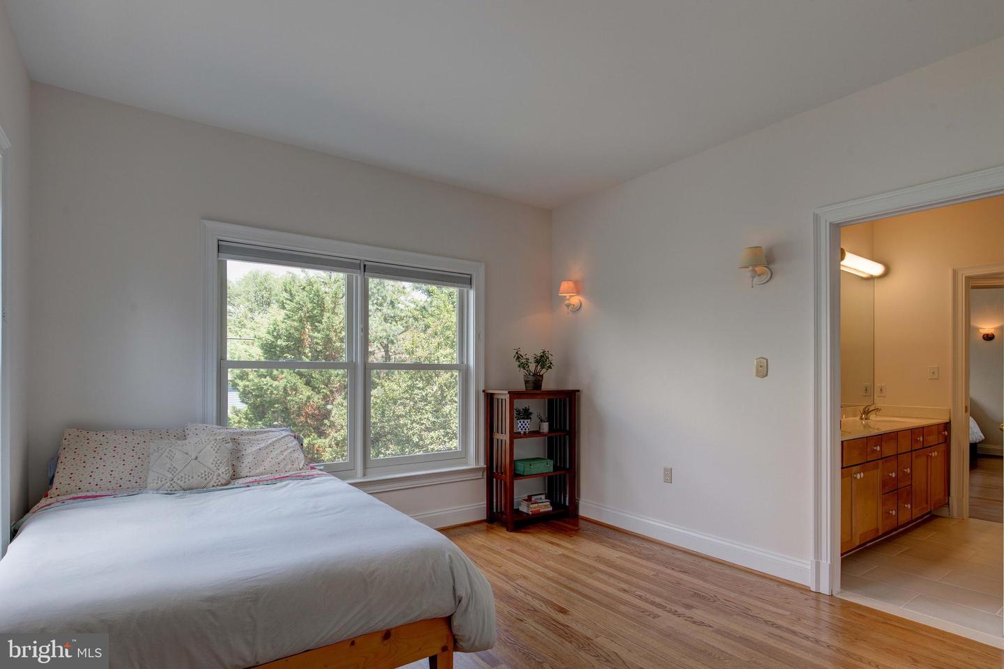 1829 47TH PL NW, WASHINGTON, District Of Columbia 20007, 6 Bedrooms Bedrooms, ,5 BathroomsBathrooms,Residential,For sale,1829 47TH PL NW,DCDC2207416 MLS # DCDC2207416