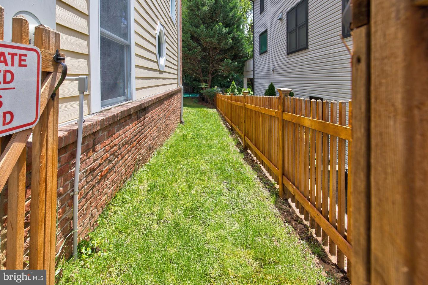 1829 47TH PL NW, WASHINGTON, District Of Columbia 20007, 6 Bedrooms Bedrooms, ,5 BathroomsBathrooms,Residential,For sale,1829 47TH PL NW,DCDC2207416 MLS # DCDC2207416