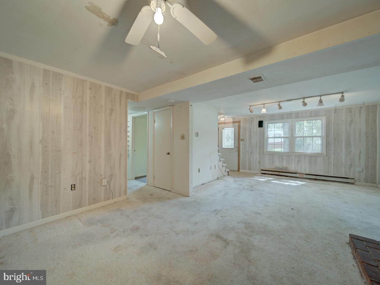 13217 KEPHART LN, WOODBRIDGE, Virginia 22193, 4 Bedrooms Bedrooms, ,3 BathroomsBathrooms,Residential,For sale,13217 KEPHART LN,VAPW2097838 MLS # VAPW2097838