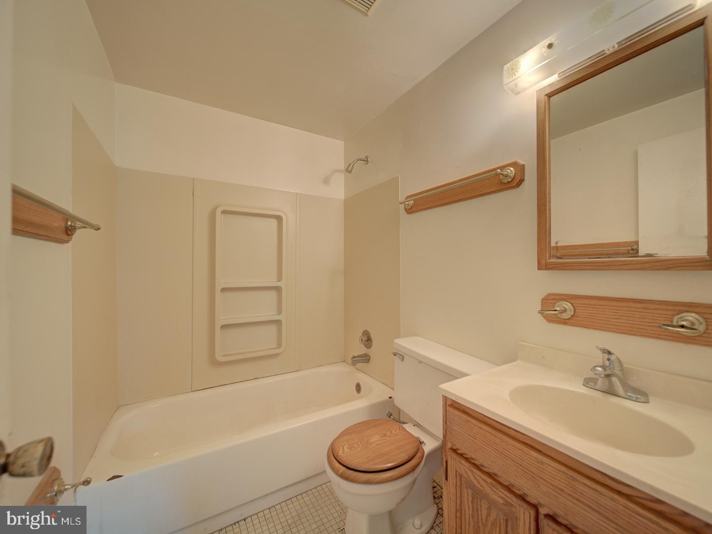 13217 KEPHART LN, WOODBRIDGE, Virginia 22193, 4 Bedrooms Bedrooms, ,3 BathroomsBathrooms,Residential,For sale,13217 KEPHART LN,VAPW2097838 MLS # VAPW2097838