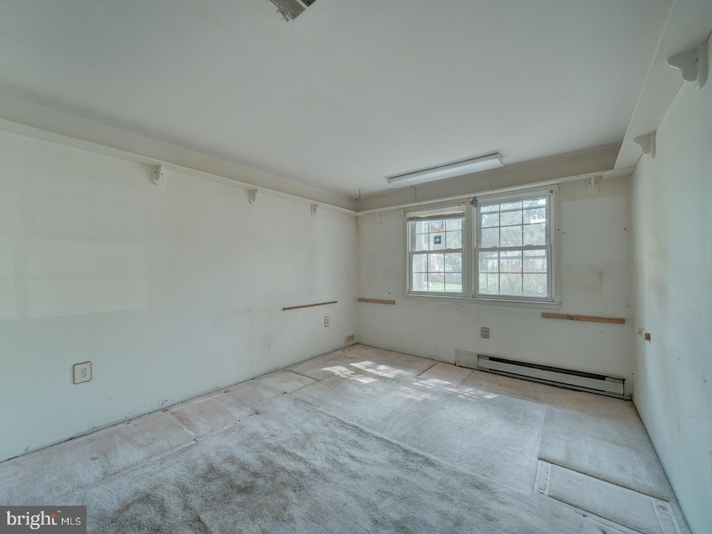 13217 KEPHART LN, WOODBRIDGE, Virginia 22193, 4 Bedrooms Bedrooms, ,3 BathroomsBathrooms,Residential,For sale,13217 KEPHART LN,VAPW2097838 MLS # VAPW2097838