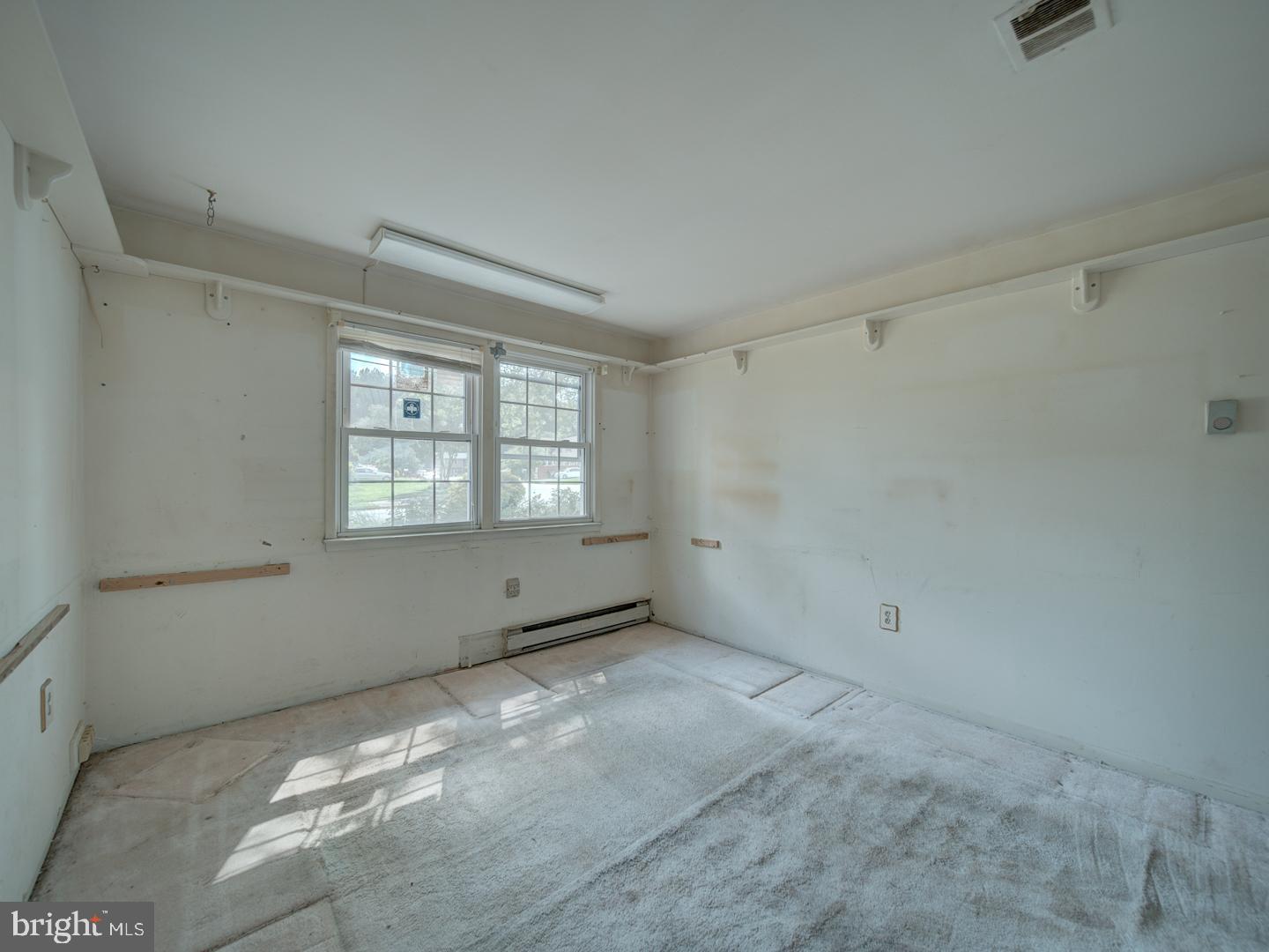 13217 KEPHART LN, WOODBRIDGE, Virginia 22193, 4 Bedrooms Bedrooms, ,3 BathroomsBathrooms,Residential,For sale,13217 KEPHART LN,VAPW2097838 MLS # VAPW2097838