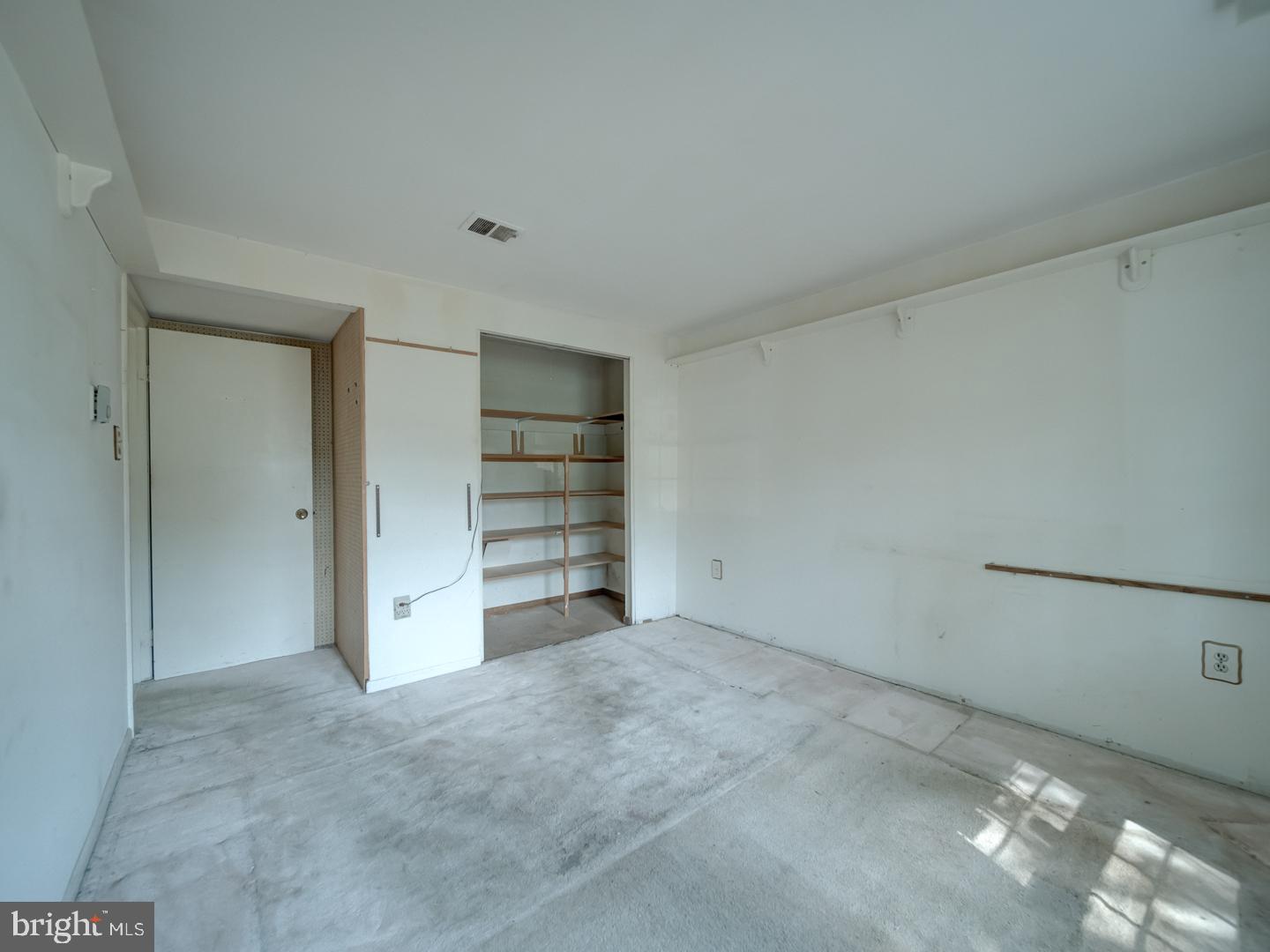 13217 KEPHART LN, WOODBRIDGE, Virginia 22193, 4 Bedrooms Bedrooms, ,3 BathroomsBathrooms,Residential,For sale,13217 KEPHART LN,VAPW2097838 MLS # VAPW2097838