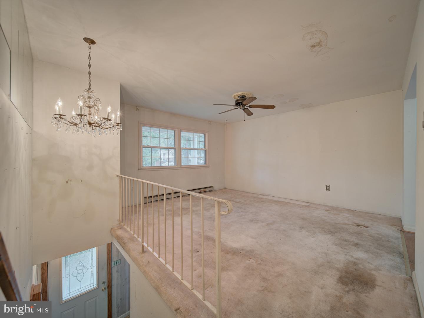 13217 KEPHART LN, WOODBRIDGE, Virginia 22193, 4 Bedrooms Bedrooms, ,3 BathroomsBathrooms,Residential,For sale,13217 KEPHART LN,VAPW2097838 MLS # VAPW2097838