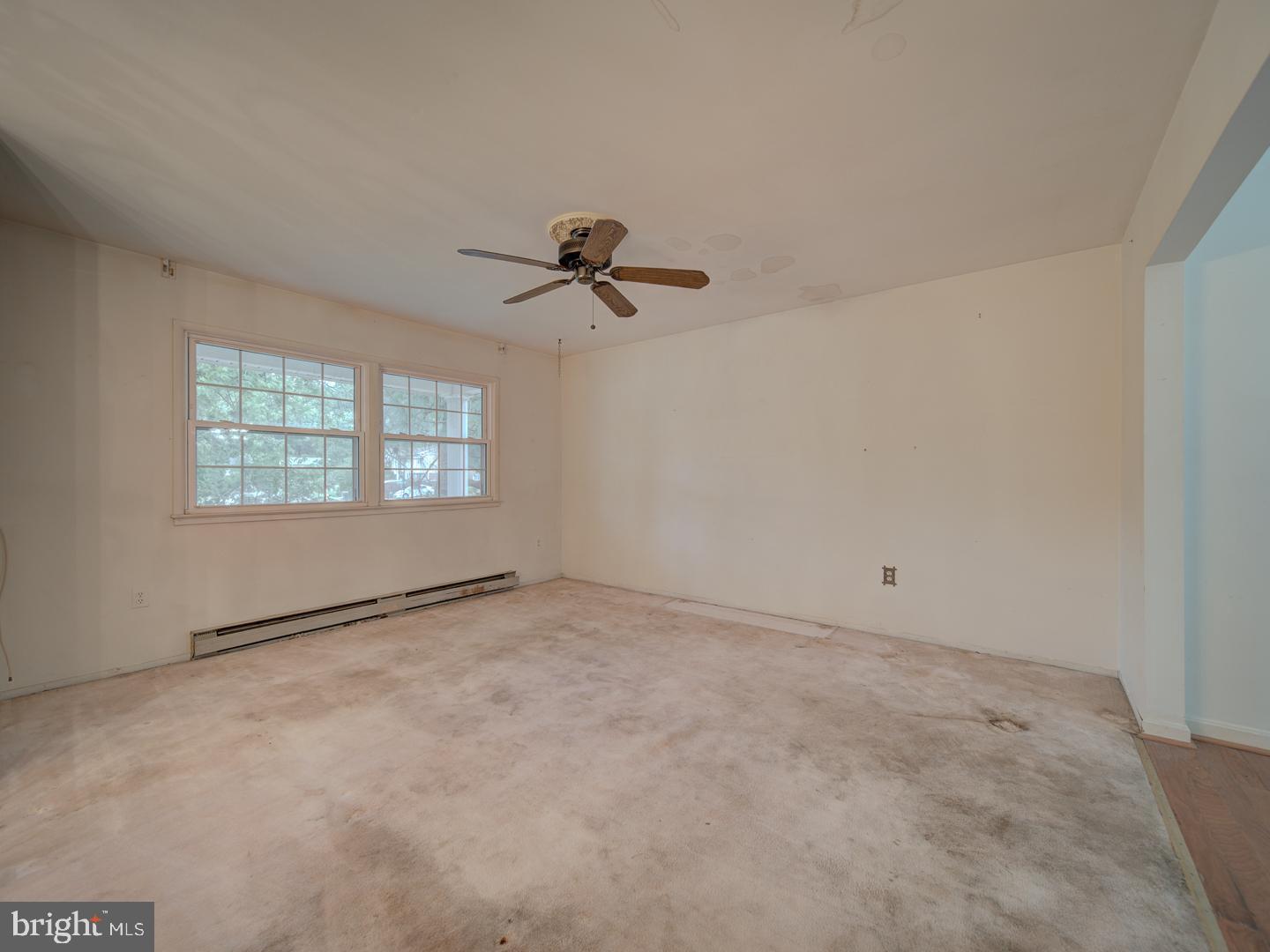 13217 KEPHART LN, WOODBRIDGE, Virginia 22193, 4 Bedrooms Bedrooms, ,3 BathroomsBathrooms,Residential,For sale,13217 KEPHART LN,VAPW2097838 MLS # VAPW2097838
