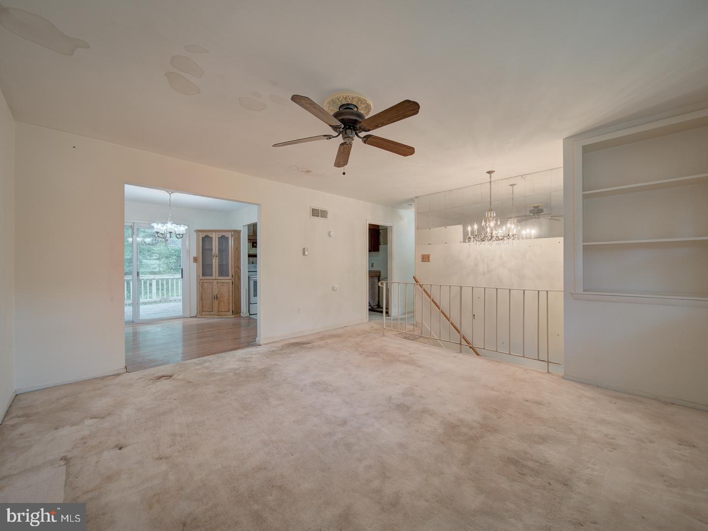 13217 KEPHART LN, WOODBRIDGE, Virginia 22193, 4 Bedrooms Bedrooms, ,3 BathroomsBathrooms,Residential,For sale,13217 KEPHART LN,VAPW2097838 MLS # VAPW2097838