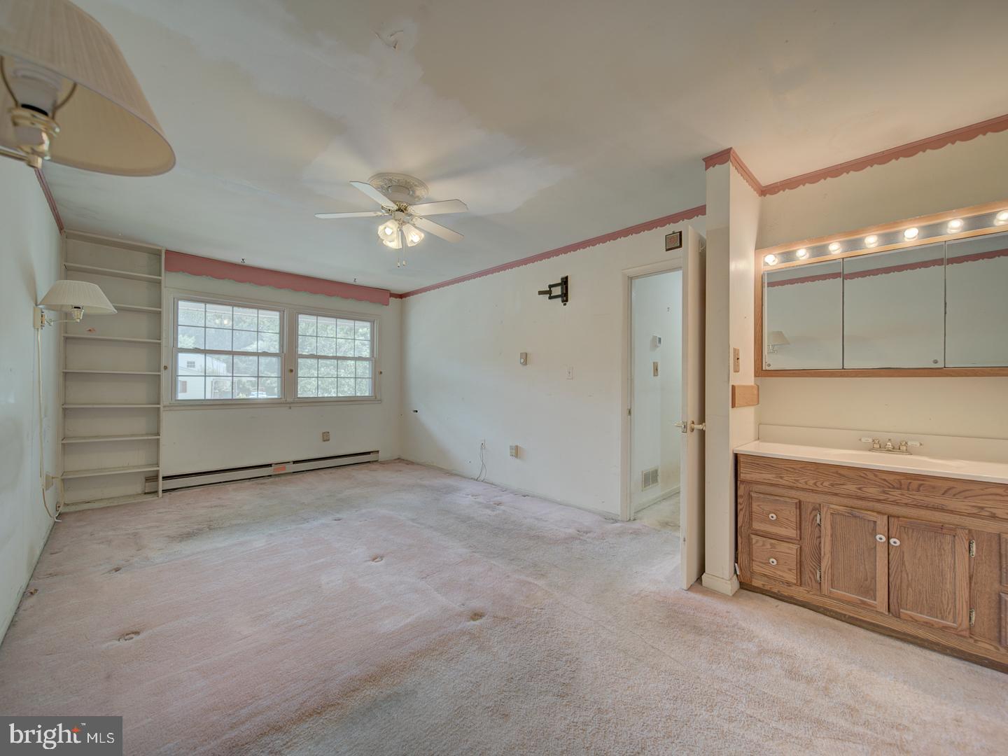 13217 KEPHART LN, WOODBRIDGE, Virginia 22193, 4 Bedrooms Bedrooms, ,3 BathroomsBathrooms,Residential,For sale,13217 KEPHART LN,VAPW2097838 MLS # VAPW2097838