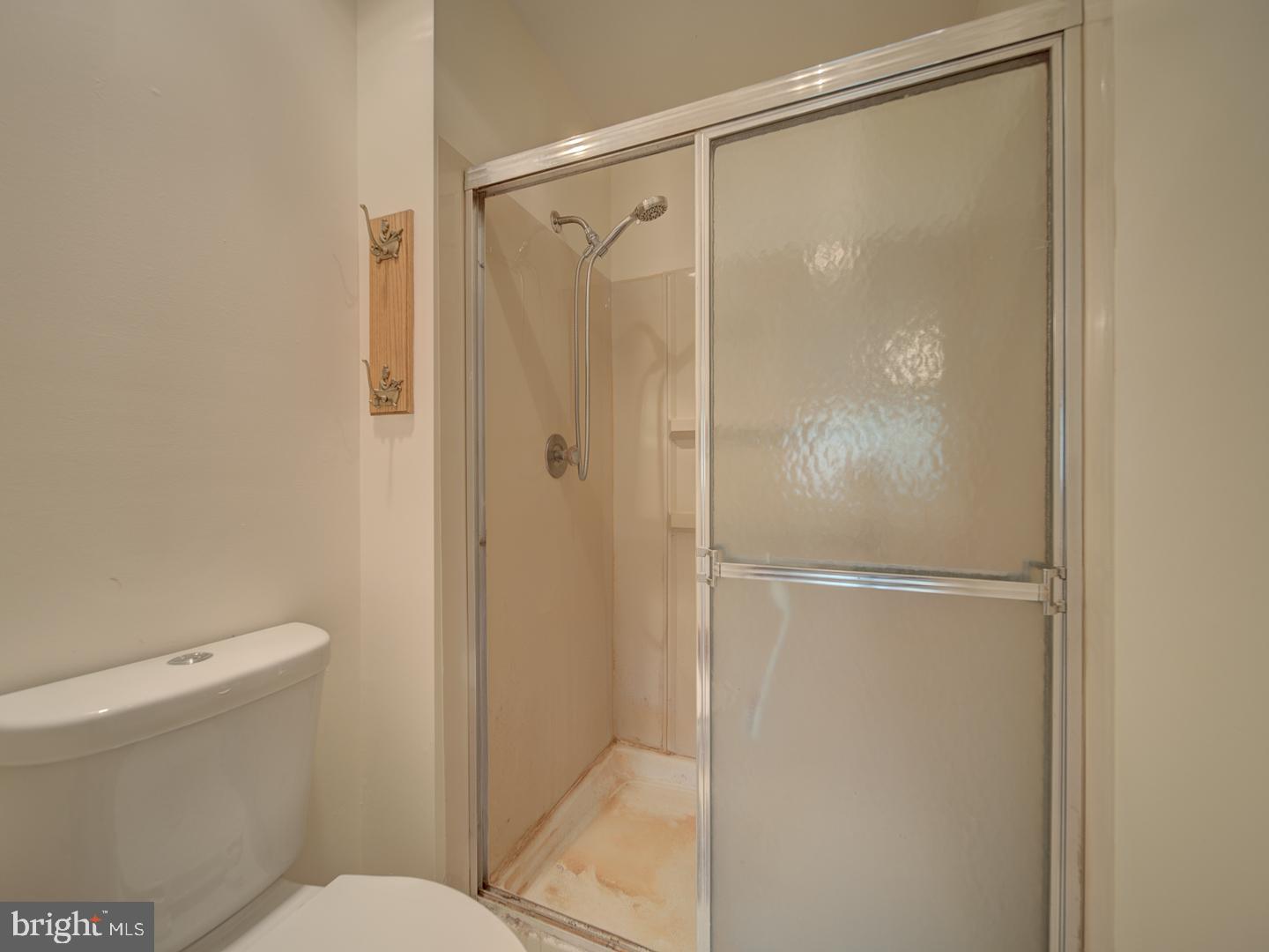 13217 KEPHART LN, WOODBRIDGE, Virginia 22193, 4 Bedrooms Bedrooms, ,3 BathroomsBathrooms,Residential,For sale,13217 KEPHART LN,VAPW2097838 MLS # VAPW2097838