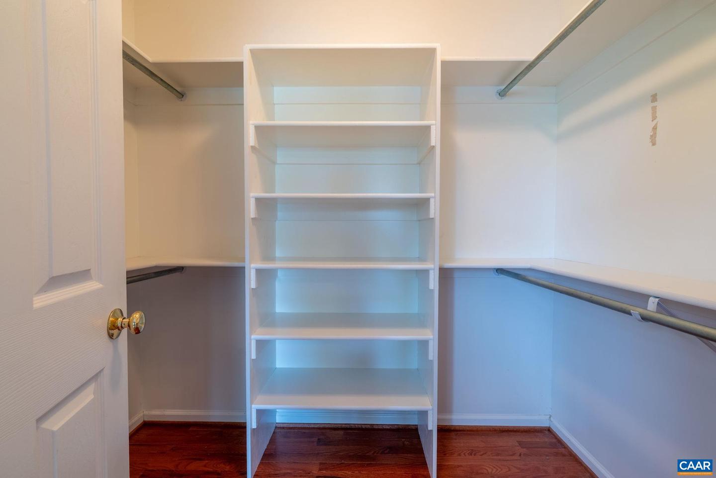 115 MELBOURNE PRK #D, CHARLOTTESVILLE, Virginia 22901, 3 Bedrooms Bedrooms, ,2 BathroomsBathrooms,Residential,For sale,115 MELBOURNE PRK #D,666058 MLS # 666058